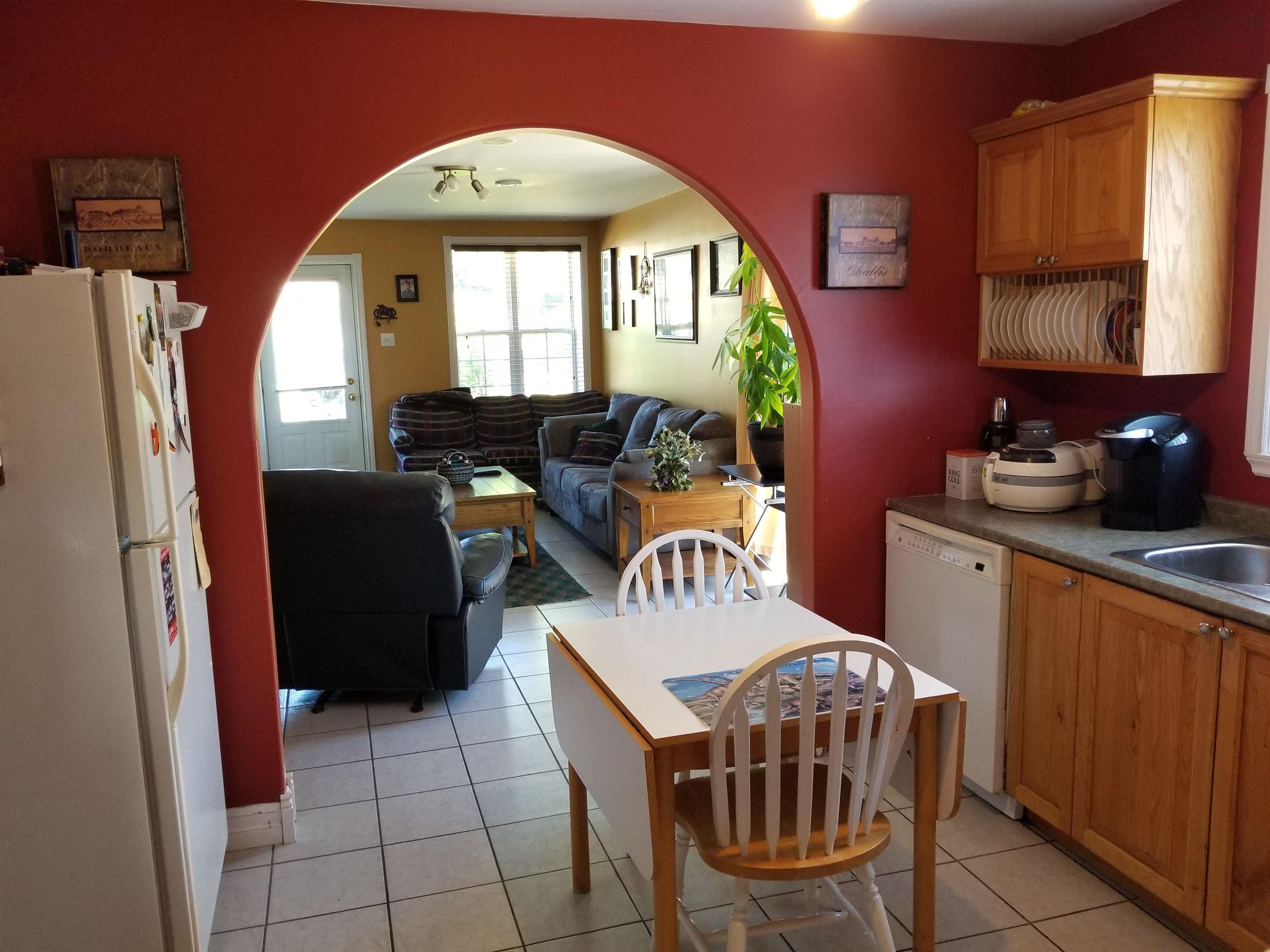$485,000.00: 9618 Highway 221, Canning