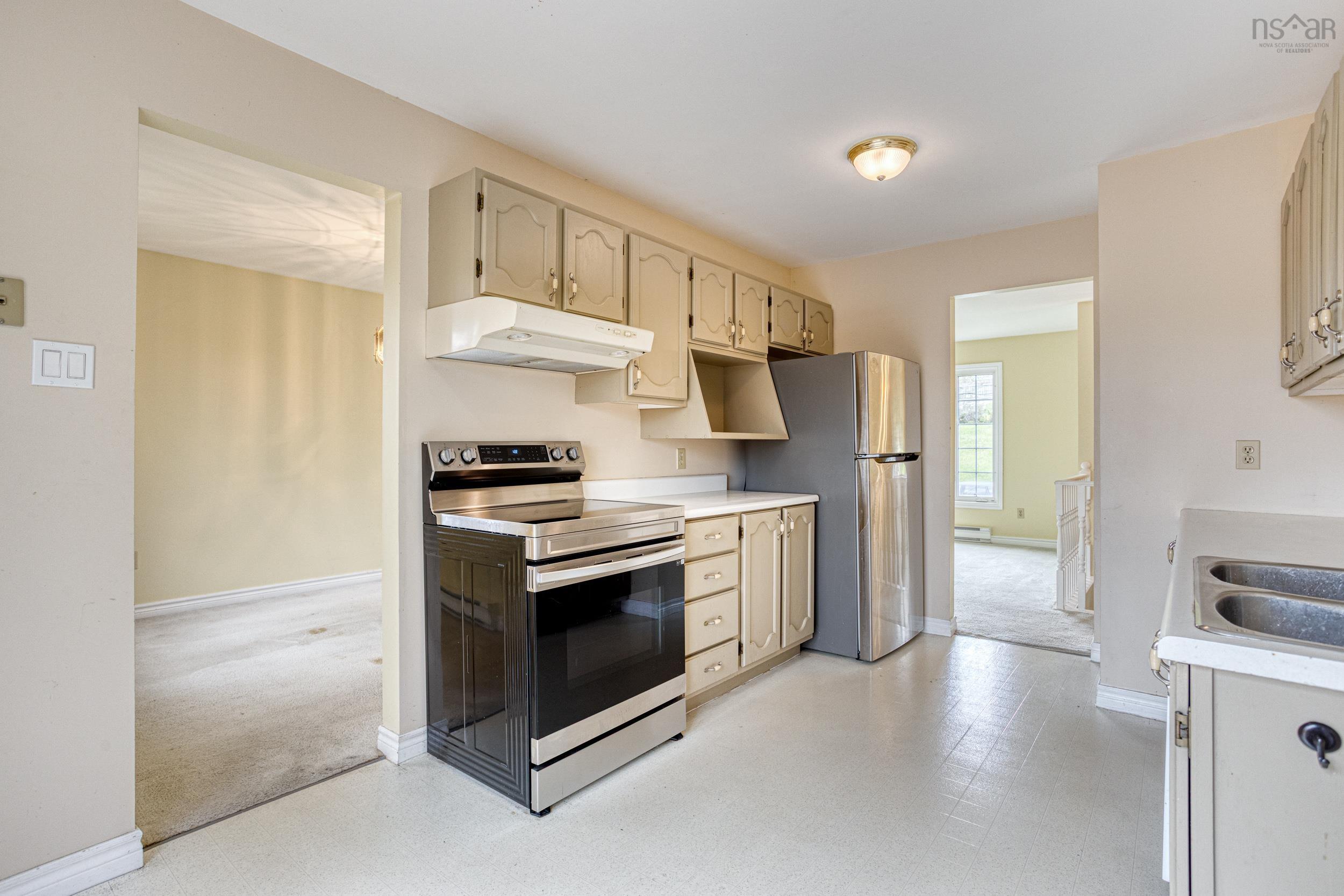 $575,000.00: 34 Old Birch Road, Dartmouth