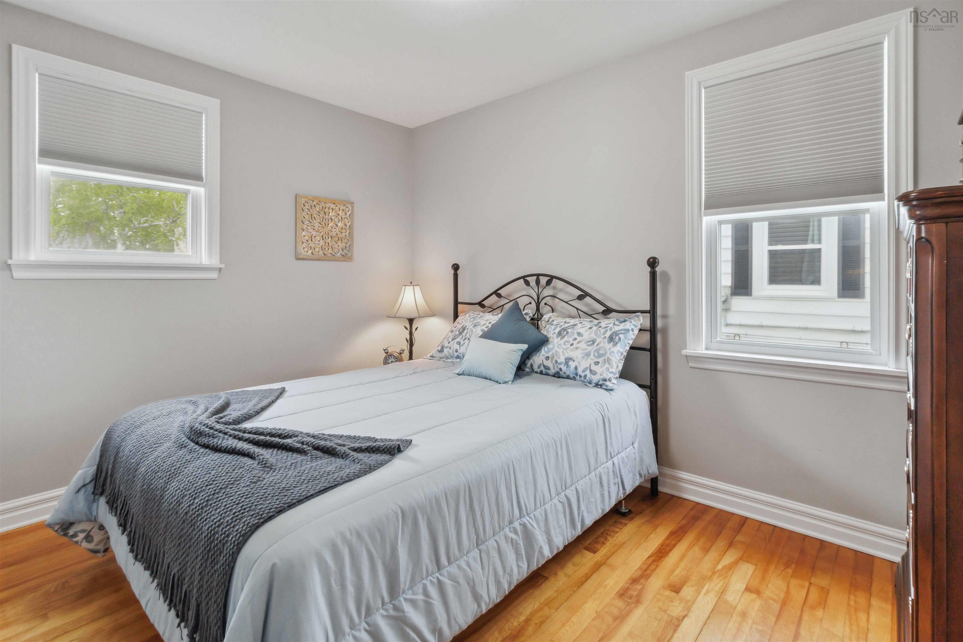 $369,900.00: 21 Hayward Court, Truro