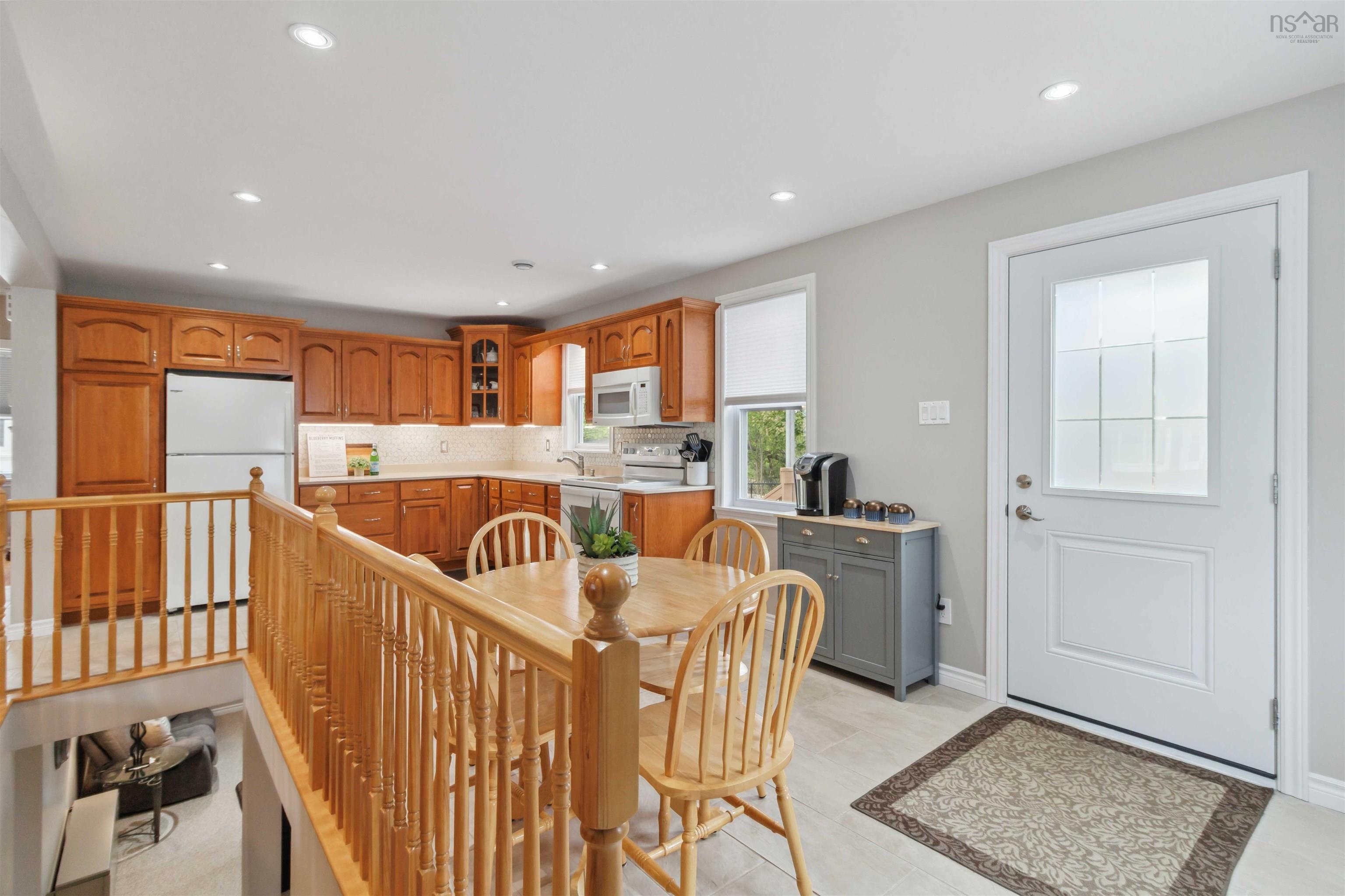 $369,900.00: 21 Hayward Court, Truro