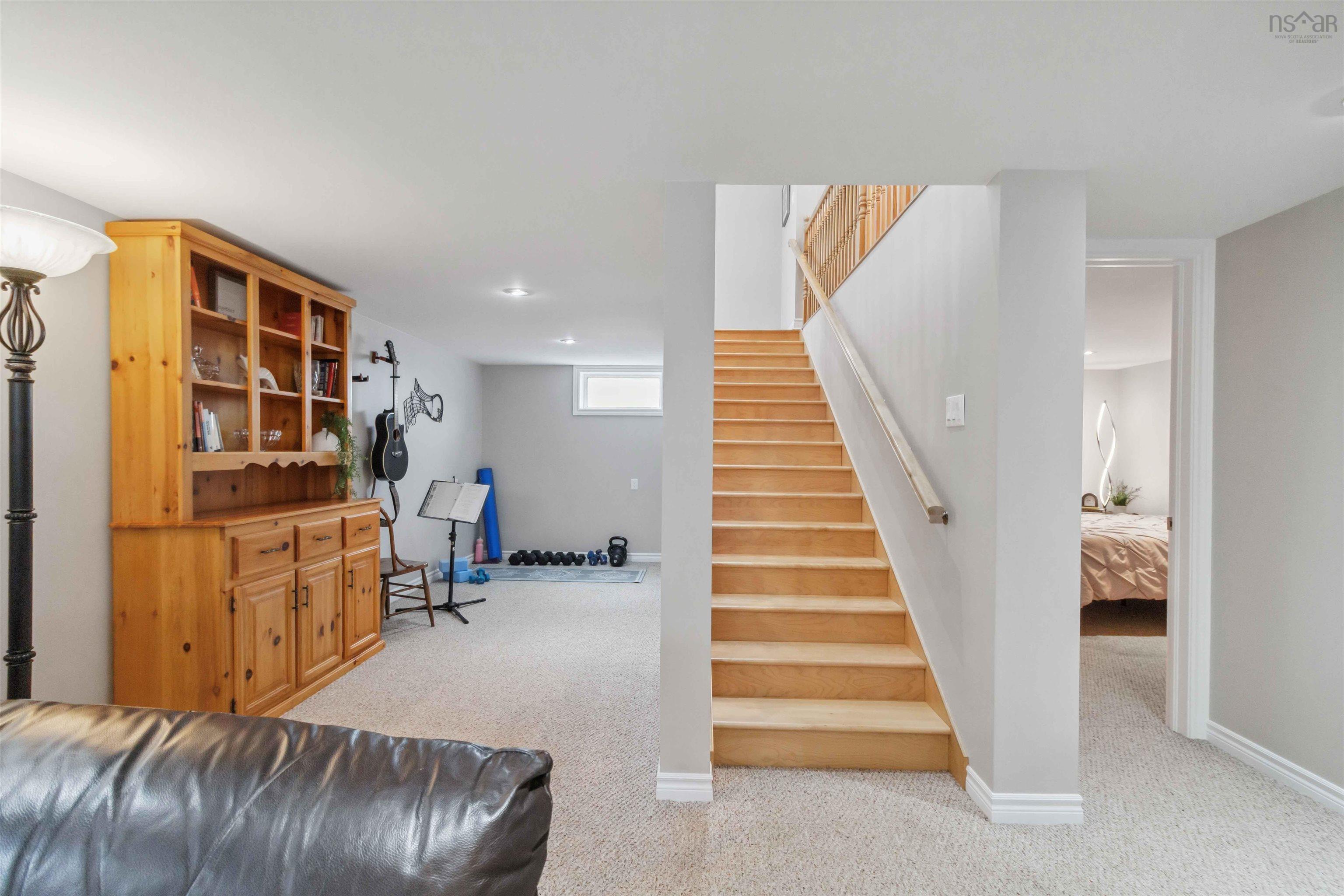 $369,900.00: 21 Hayward Court, Truro