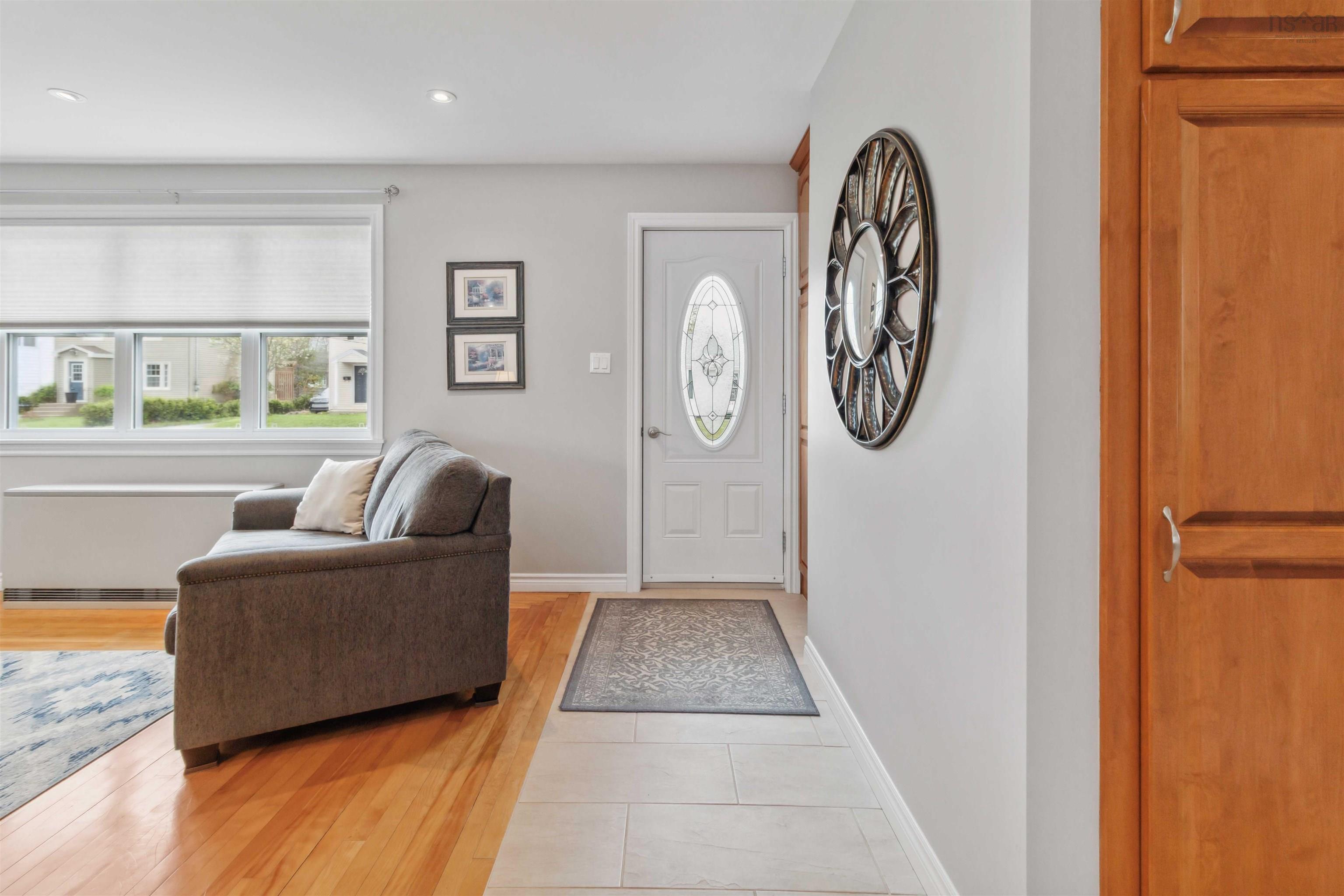 $369,900.00: 21 Hayward Court, Truro