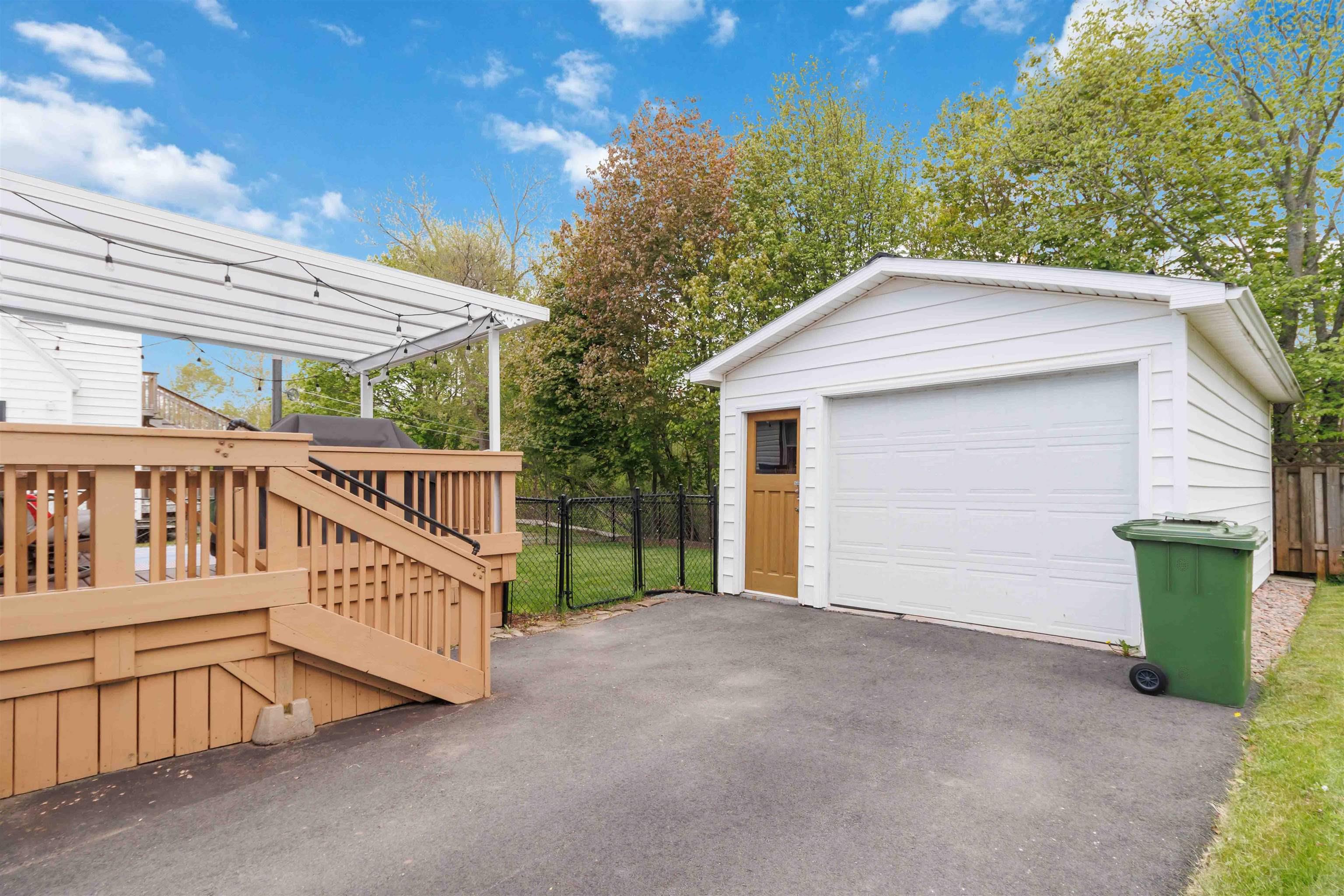 $369,900.00: 21 Hayward Court, Truro