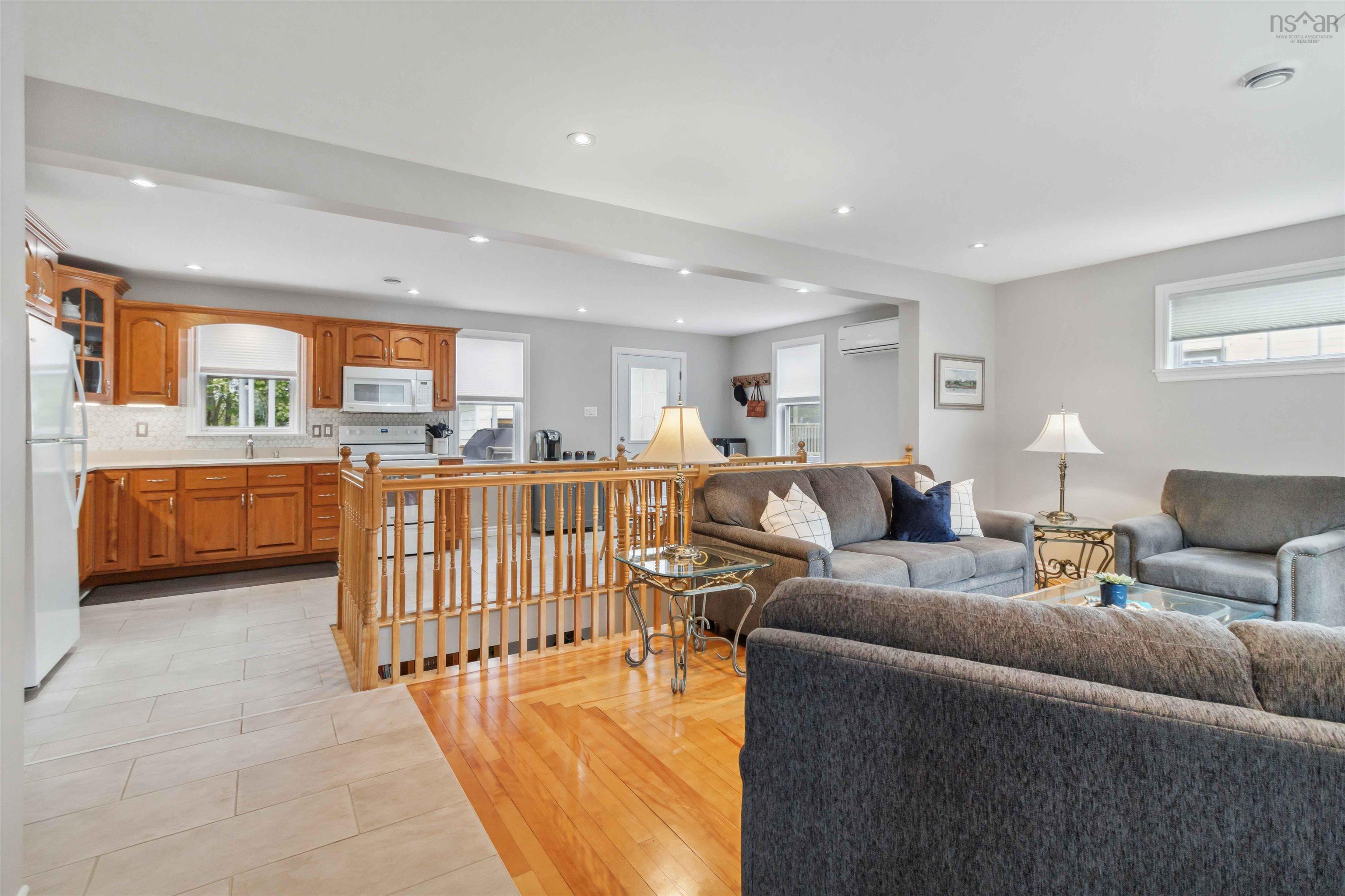 $369,900.00: 21 Hayward Court, Truro