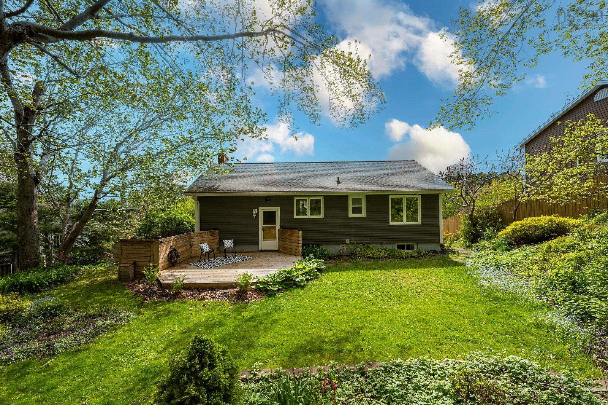 $699,000.00: 49 Donaldson Avenue, Halifax