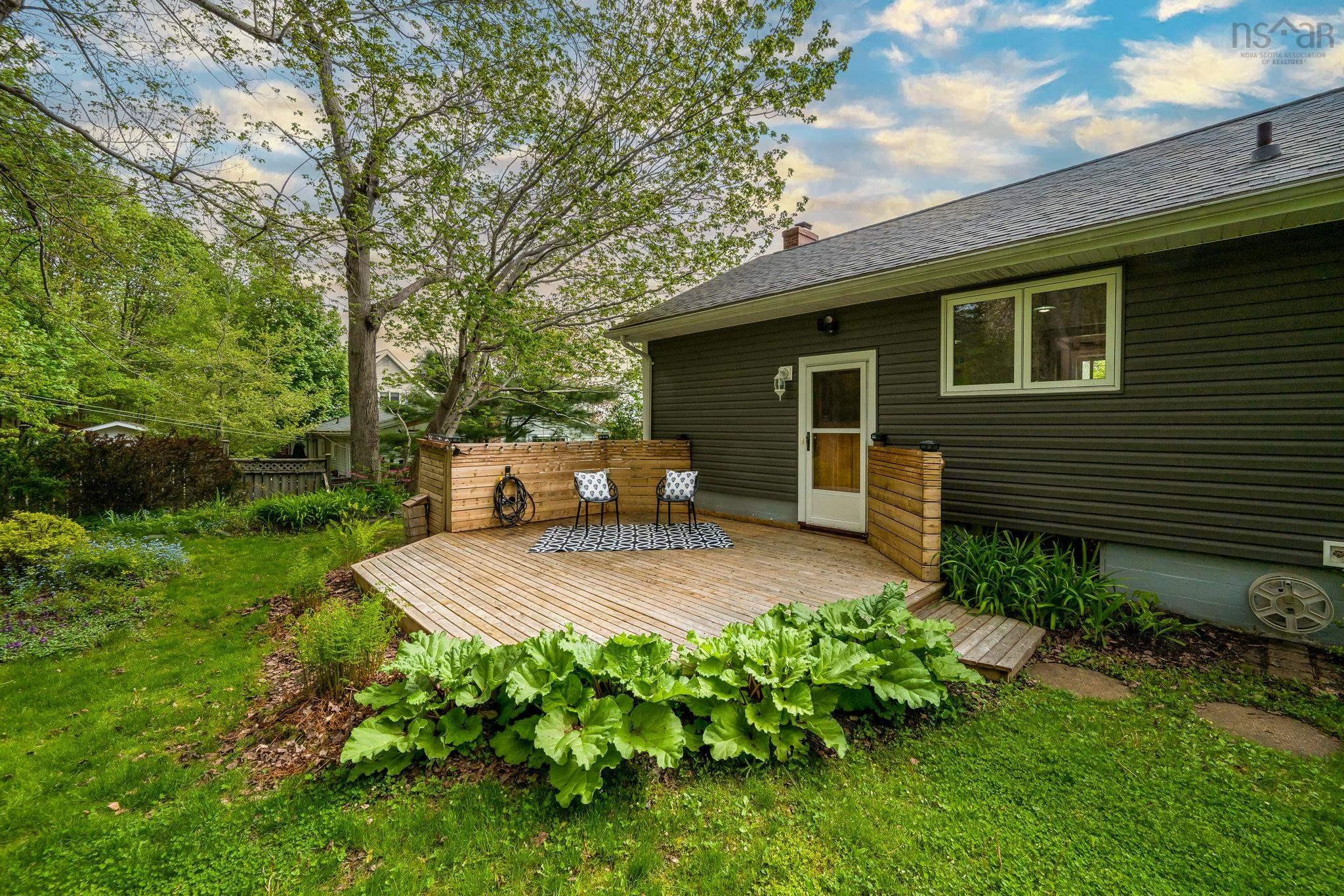 $699,000.00: 49 Donaldson Avenue, Halifax