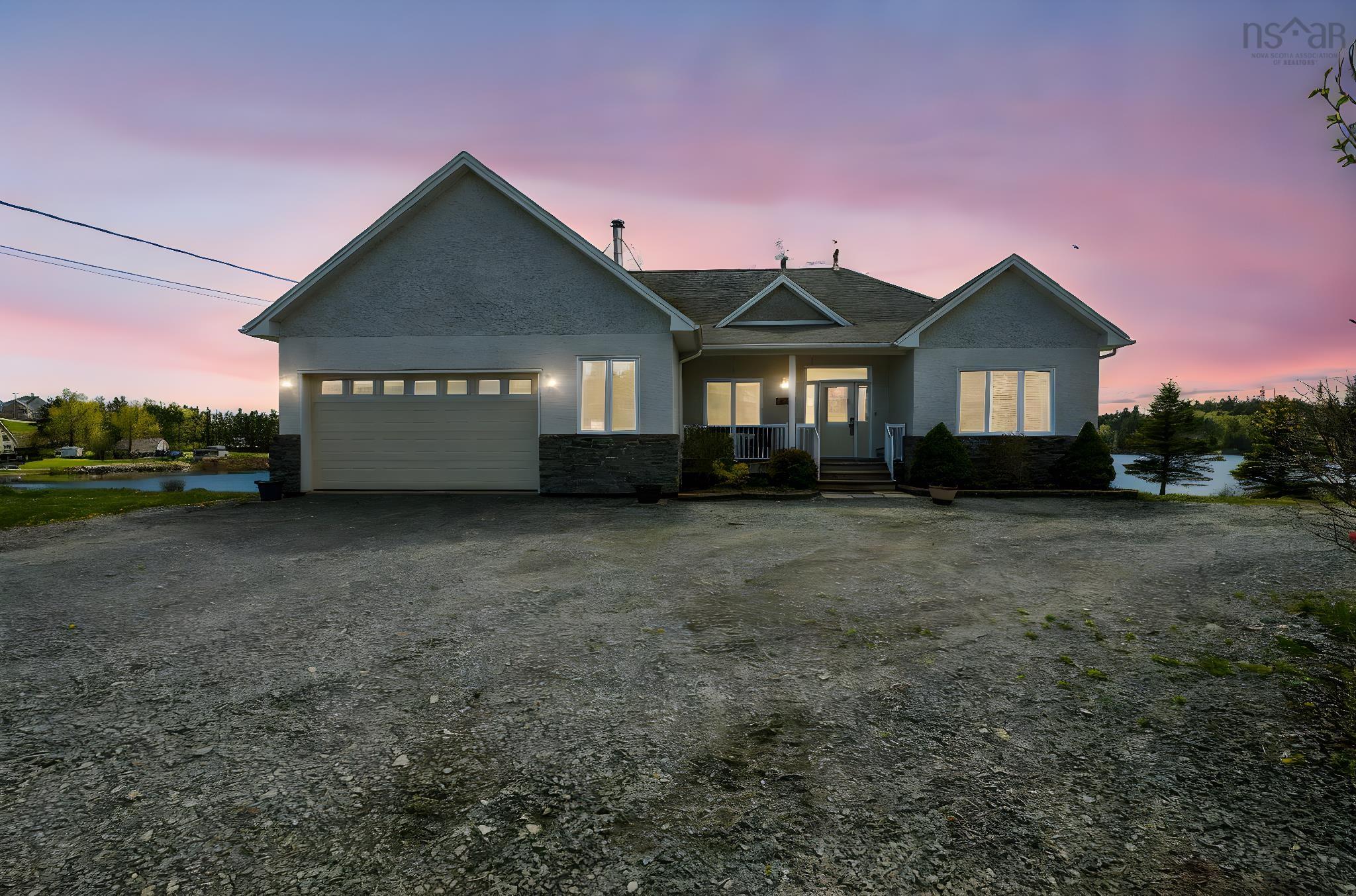 $999,000.00: 1480 Cow Bay Road, Cow Bay
