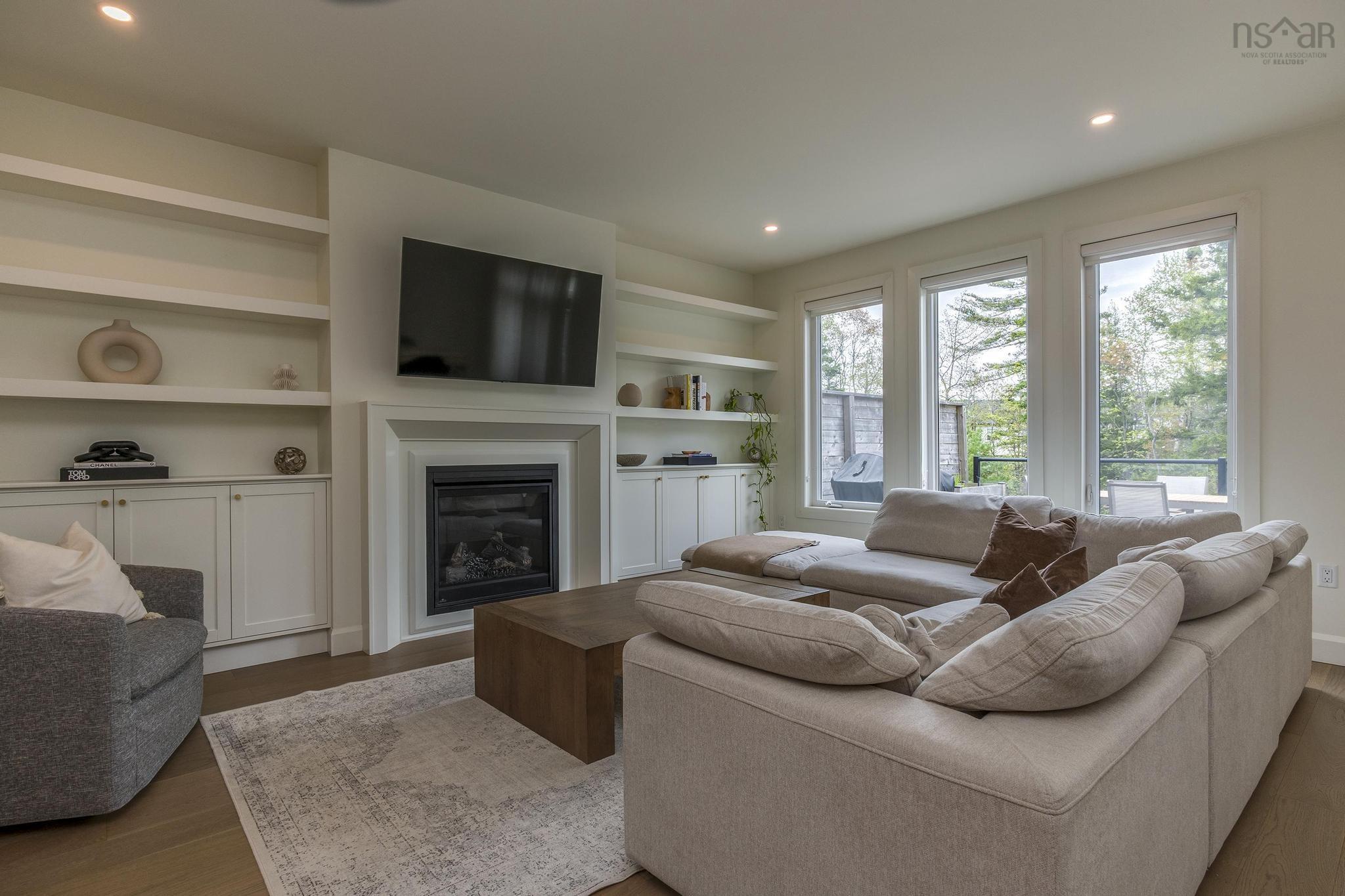 $889,900.00: 196 Fleetview Drive, Halifax