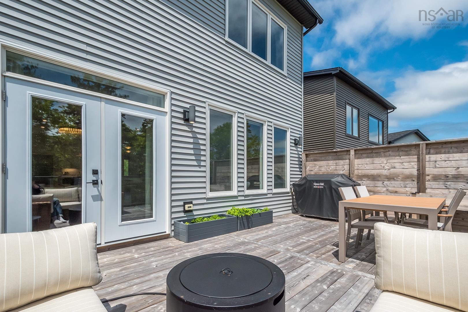$889,900.00: 196 Fleetview Drive, Halifax