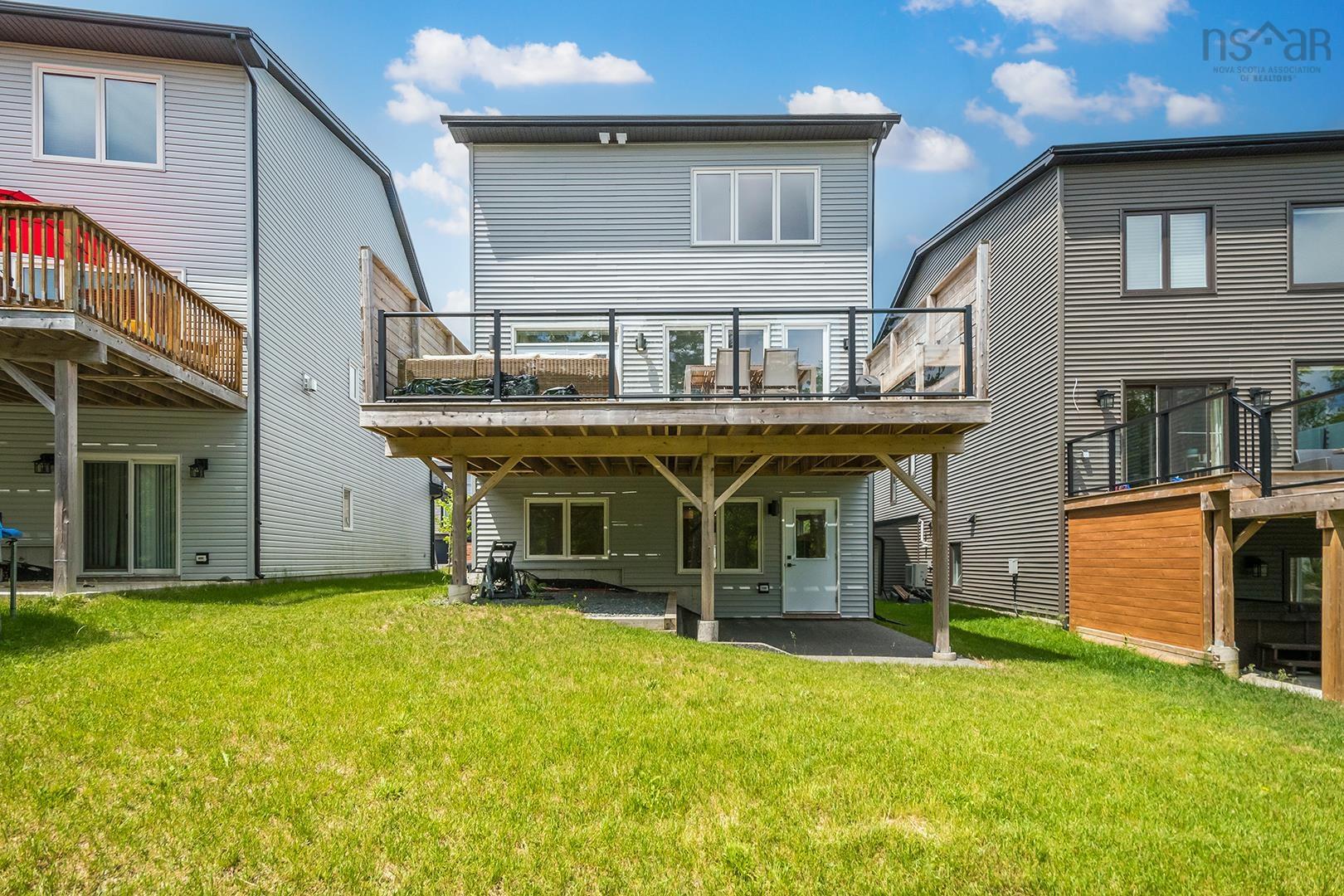 $889,900.00: 196 Fleetview Drive, Halifax