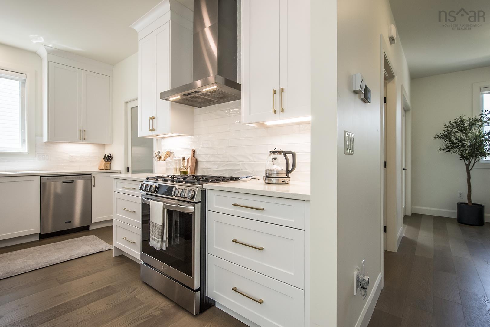 $889,900.00: 196 Fleetview Drive, Halifax