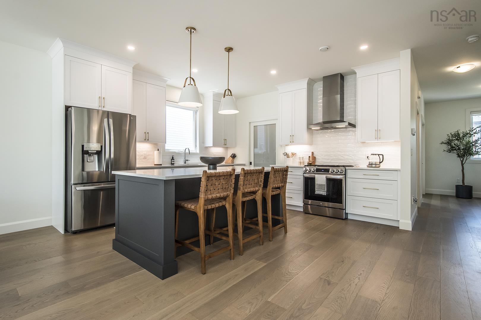 $889,900.00: 196 Fleetview Drive, Halifax
