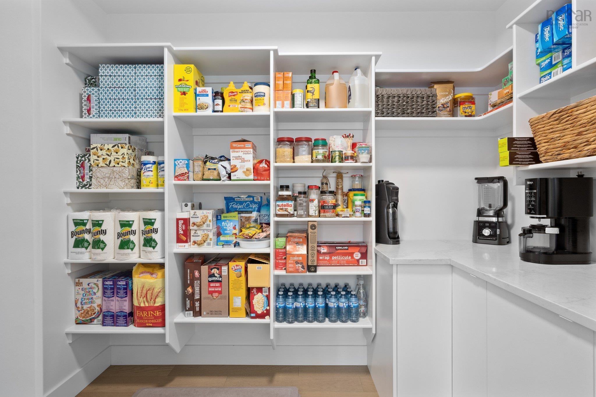 $1,780,000.00: 33 Cairnstone Lane, Bedford