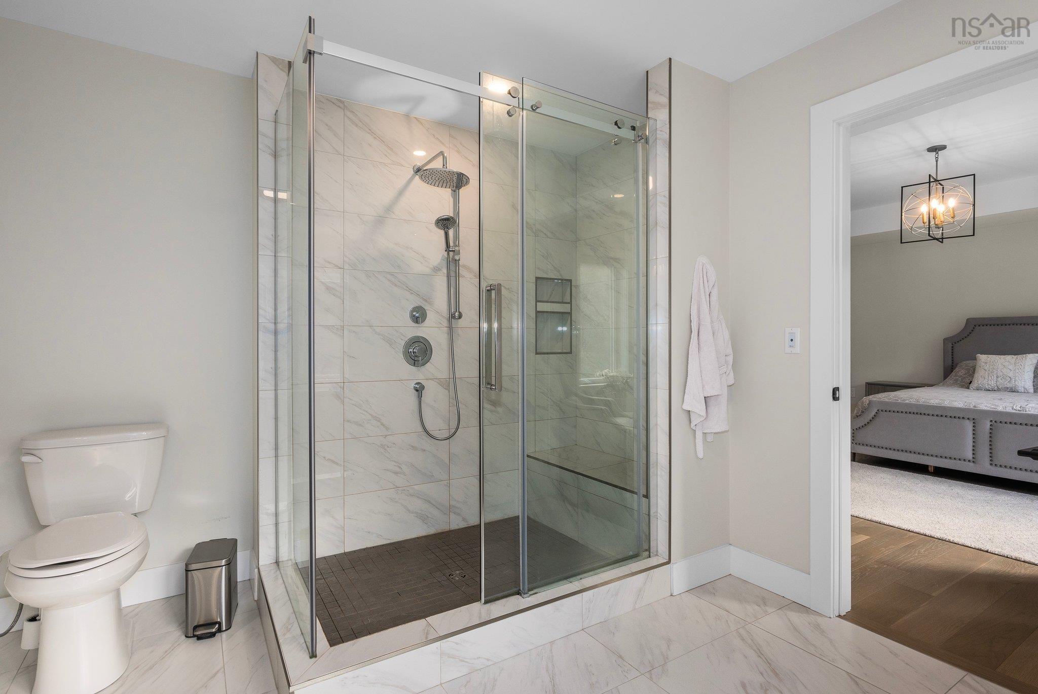 $1,780,000.00: 33 Cairnstone Lane, Bedford