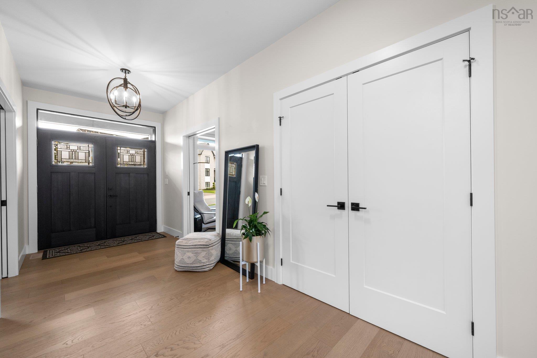 $1,780,000.00: 33 Cairnstone Lane, Bedford