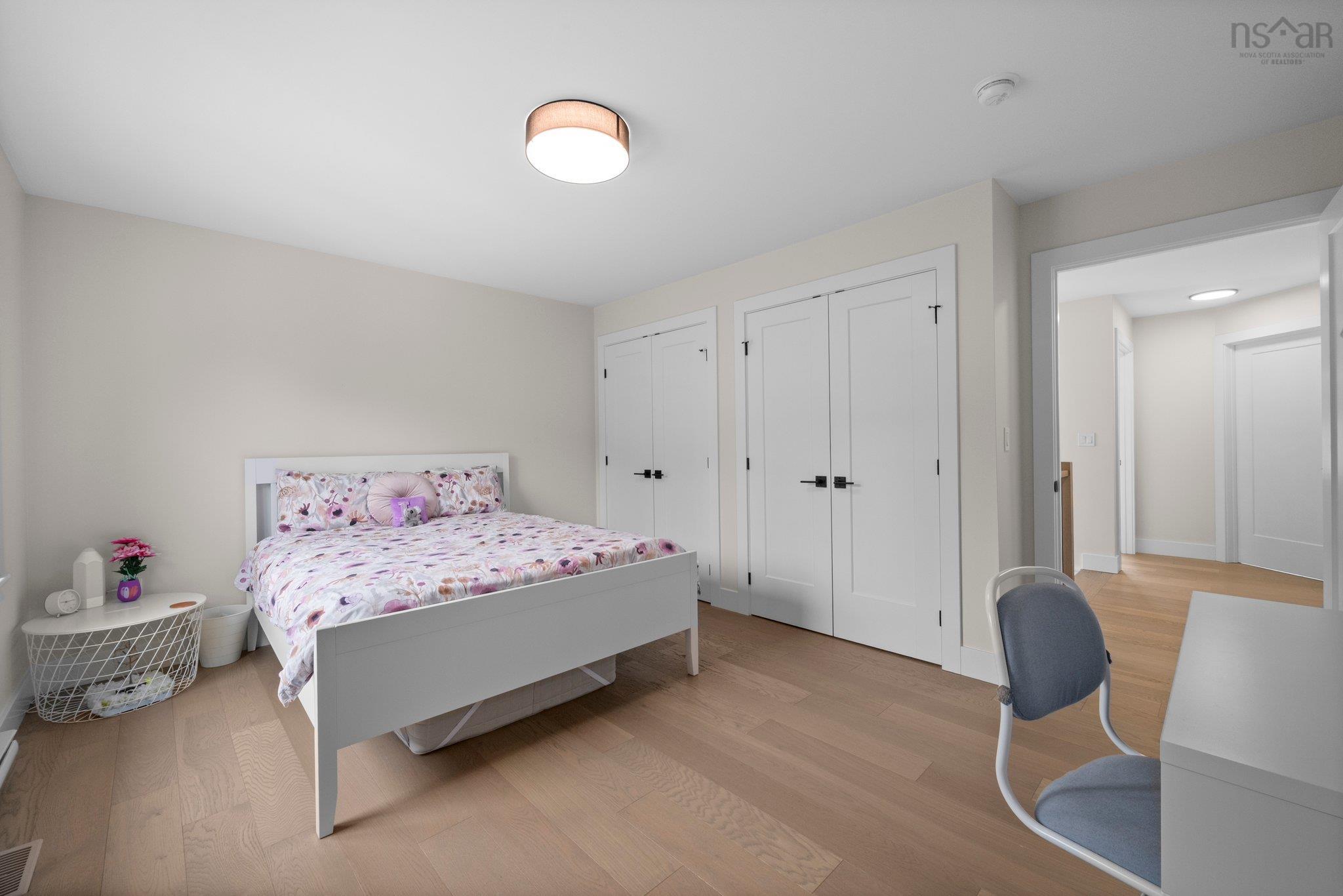 $1,780,000.00: 33 Cairnstone Lane, Bedford