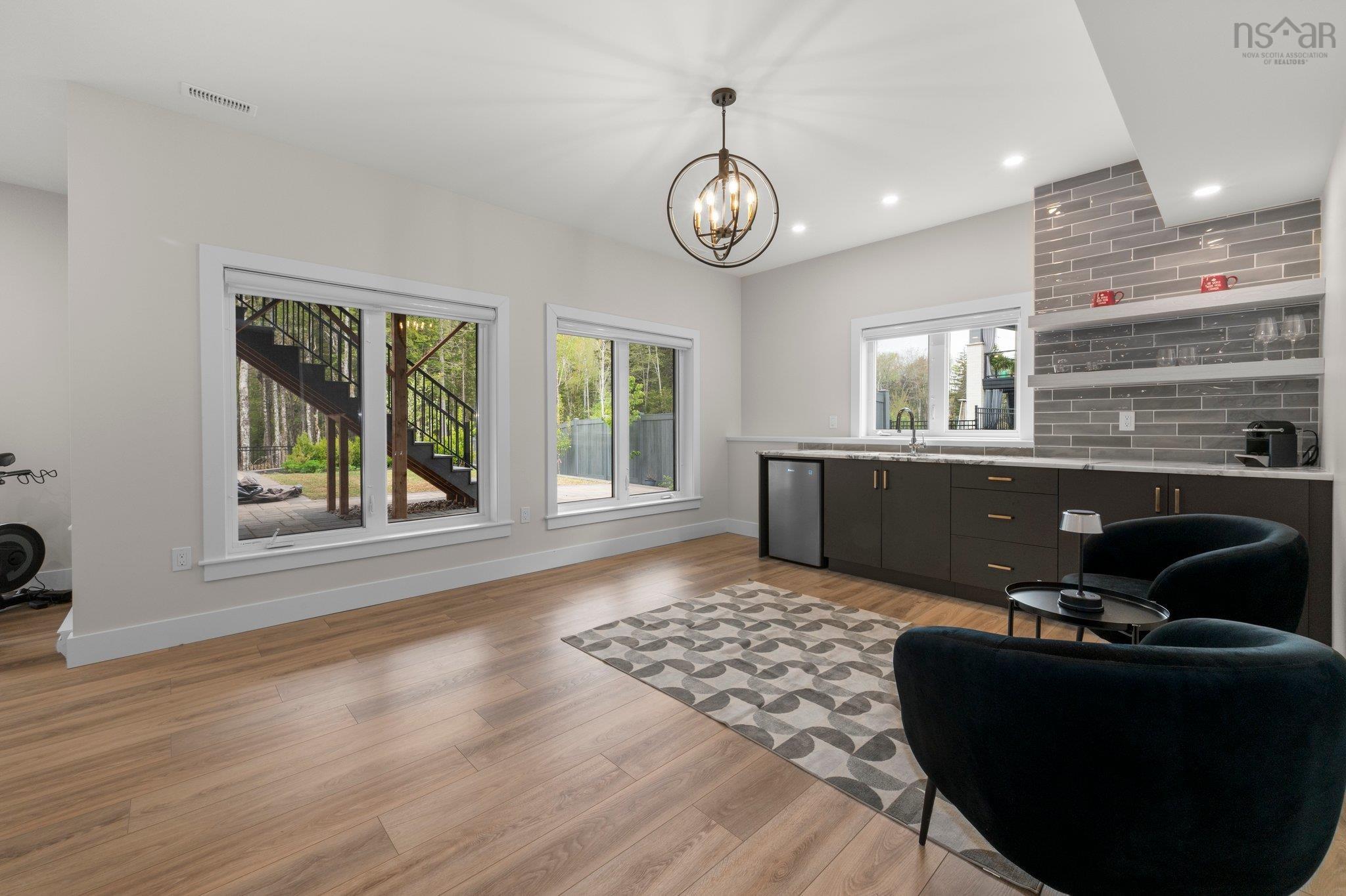 $1,780,000.00: 33 Cairnstone Lane, Bedford