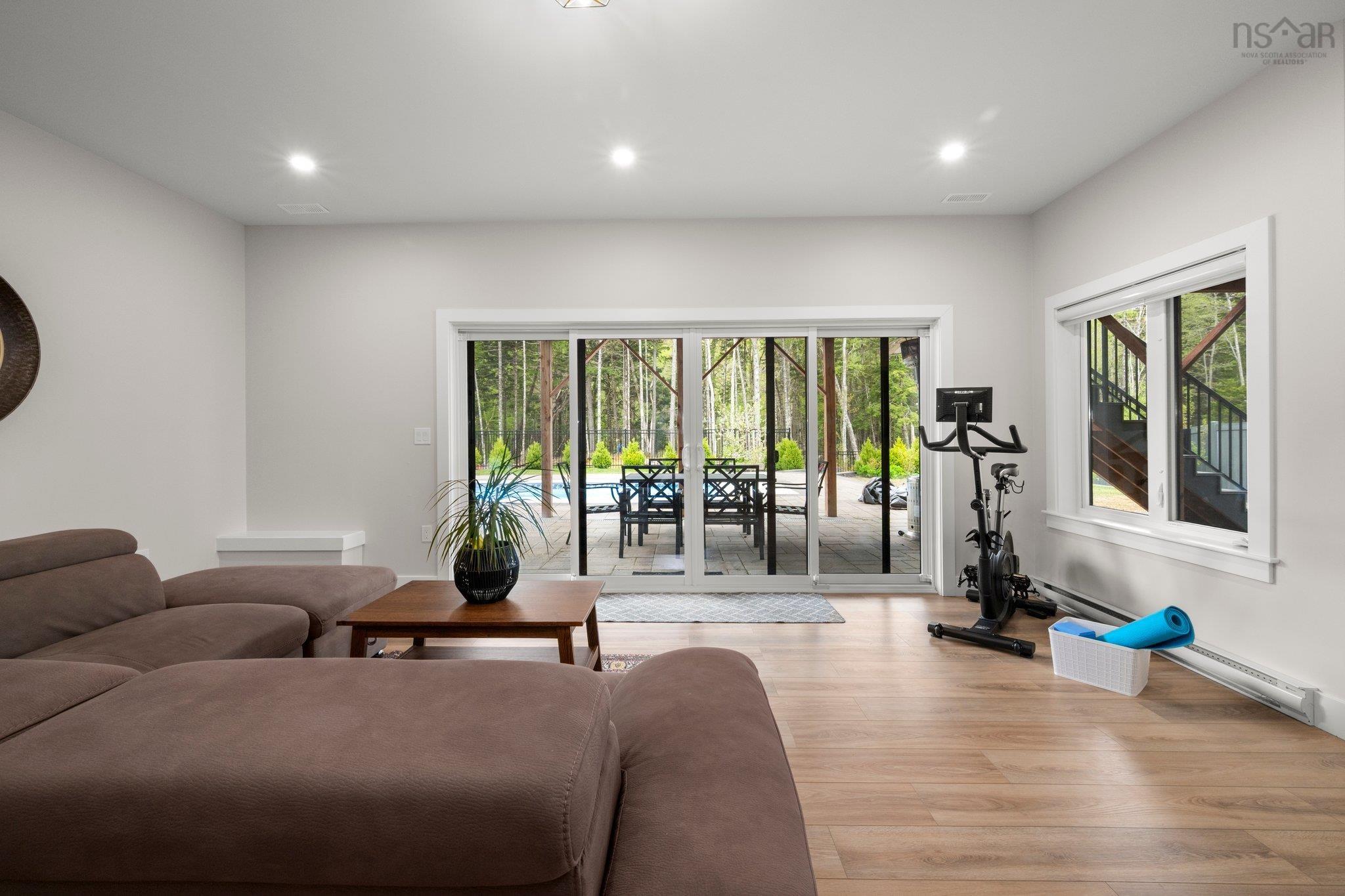 $1,780,000.00: 33 Cairnstone Lane, Bedford