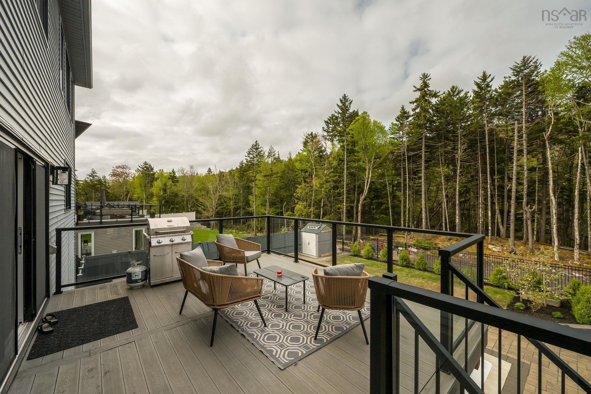 $1,780,000.00: 33 Cairnstone Lane, Bedford