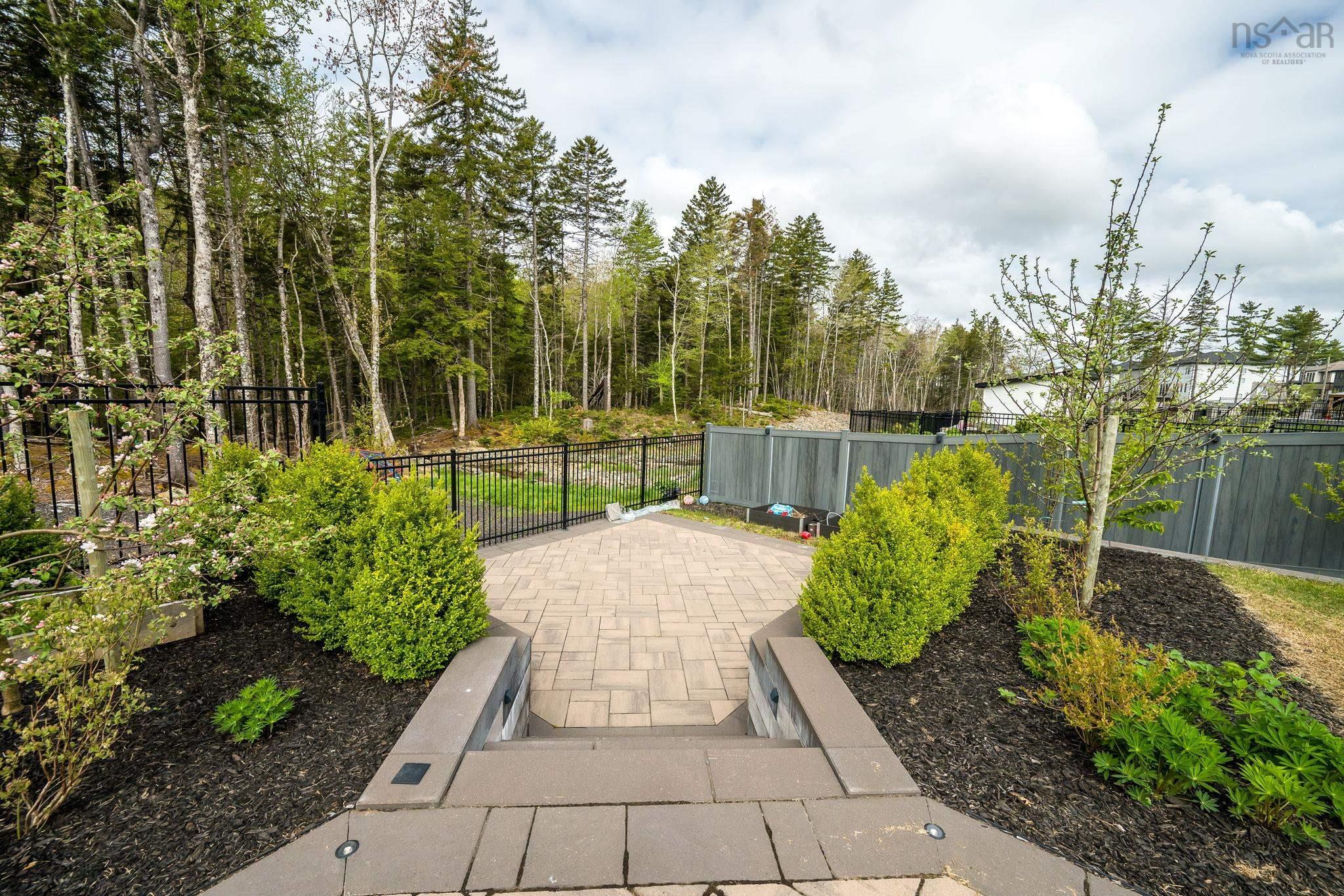 $1,780,000.00: 33 Cairnstone Lane, Bedford