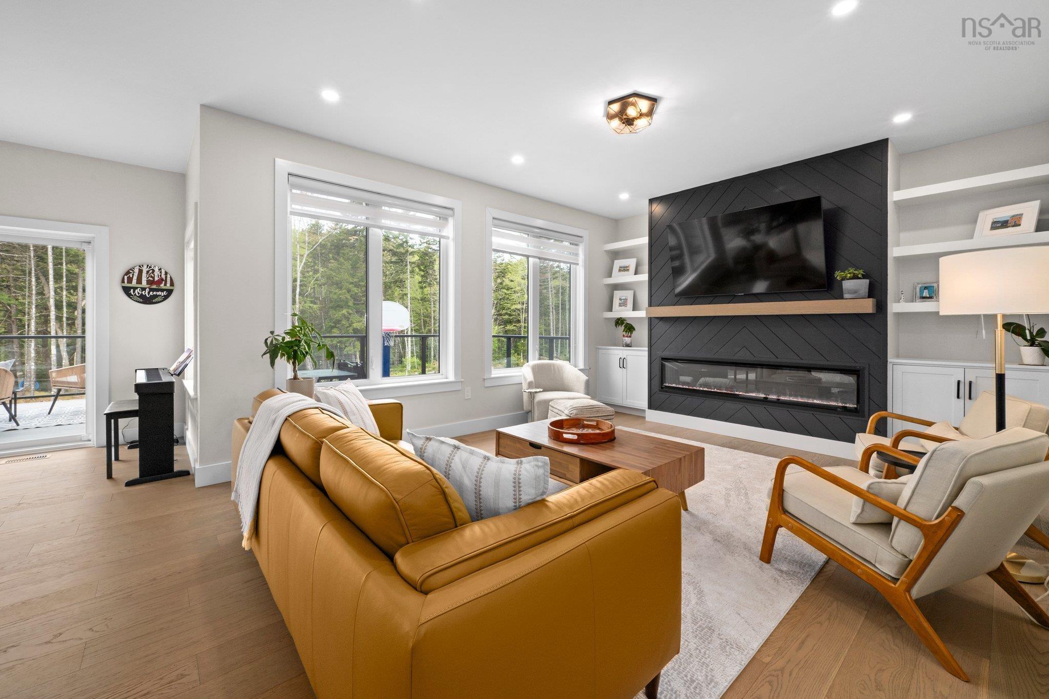 $1,780,000.00: 33 Cairnstone Lane, Bedford