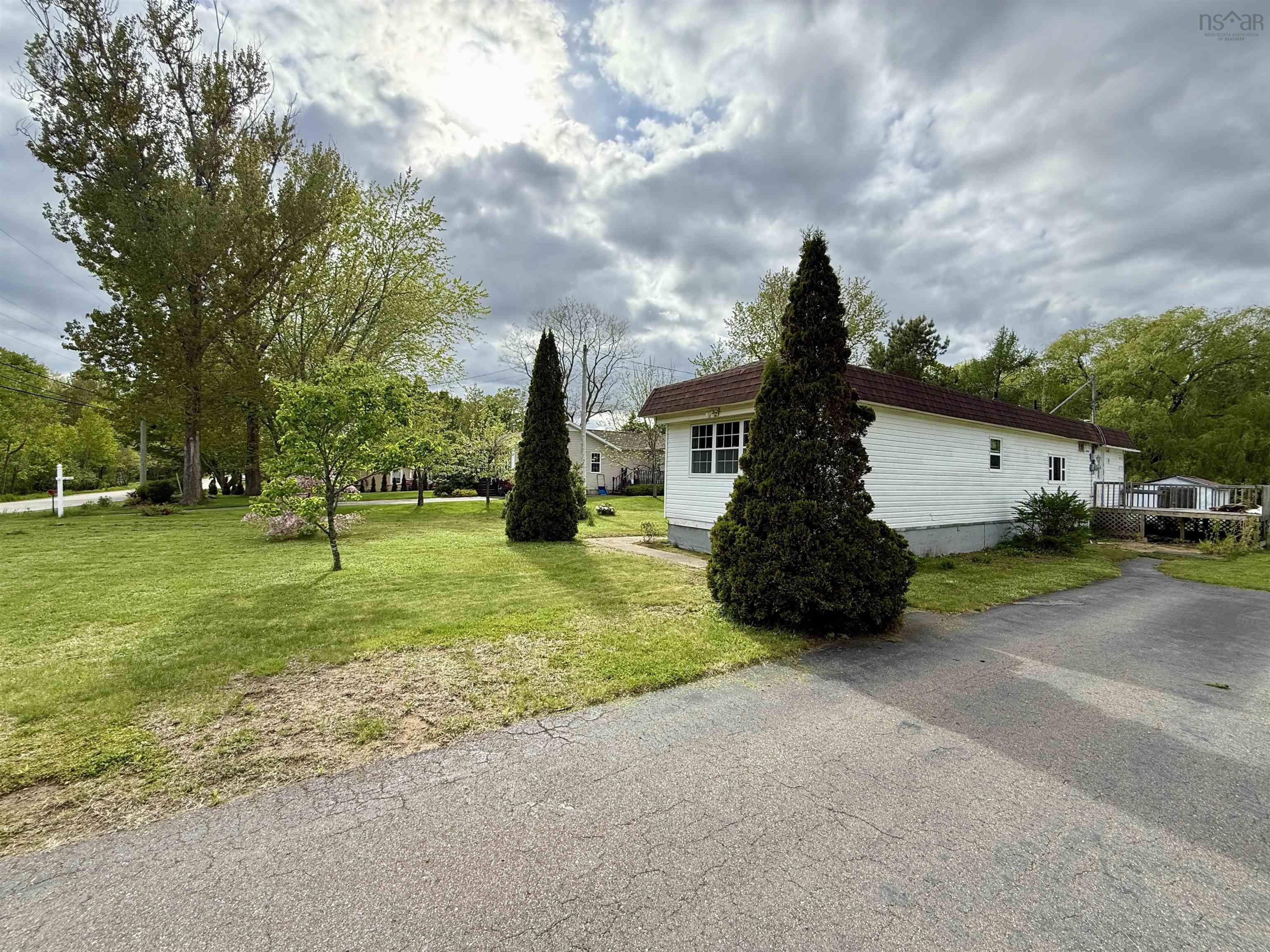 $139,900.00: 2212 Old Mill Road, Wilmot