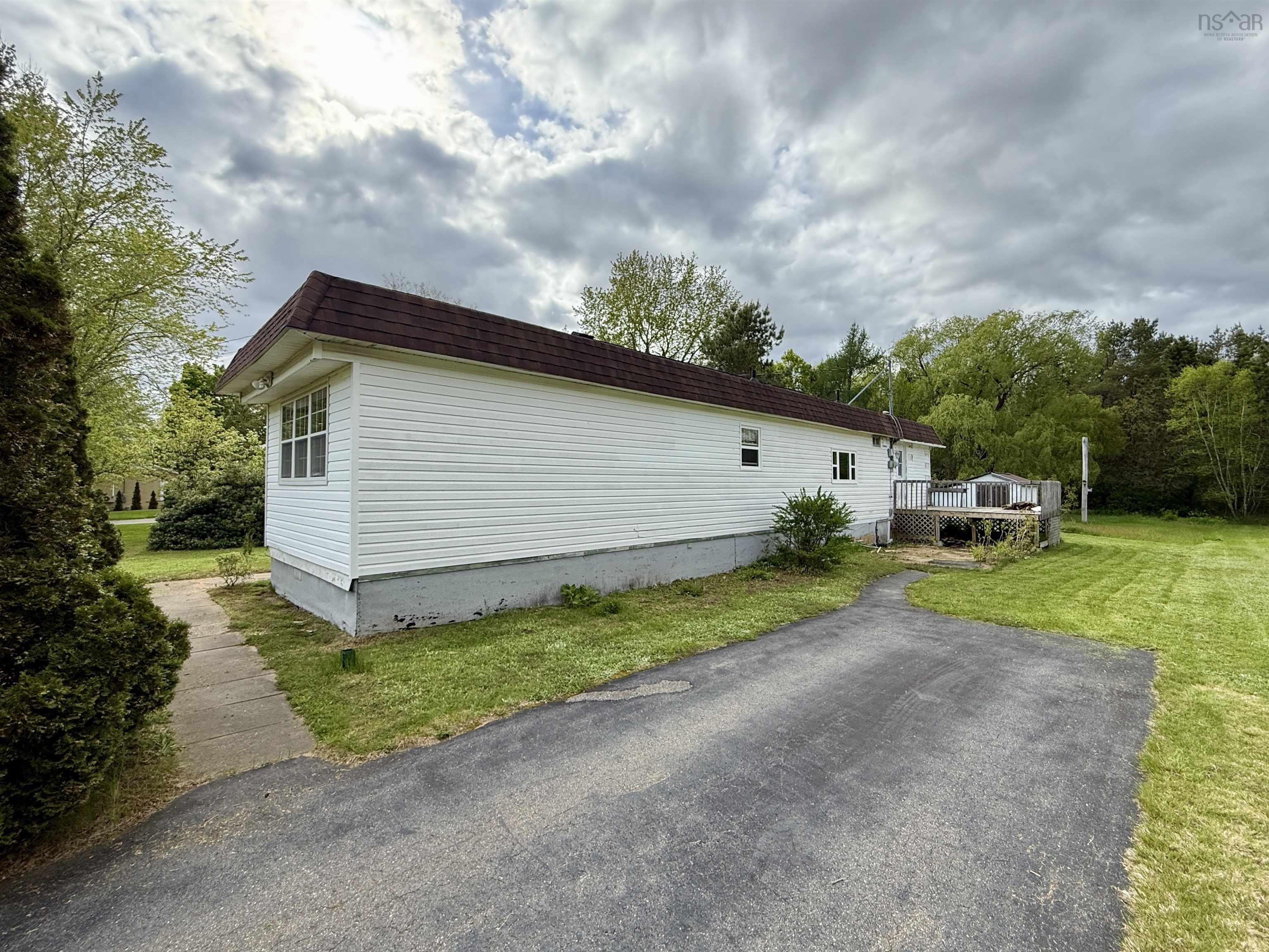 $139,900.00: 2212 Old Mill Road, Wilmot