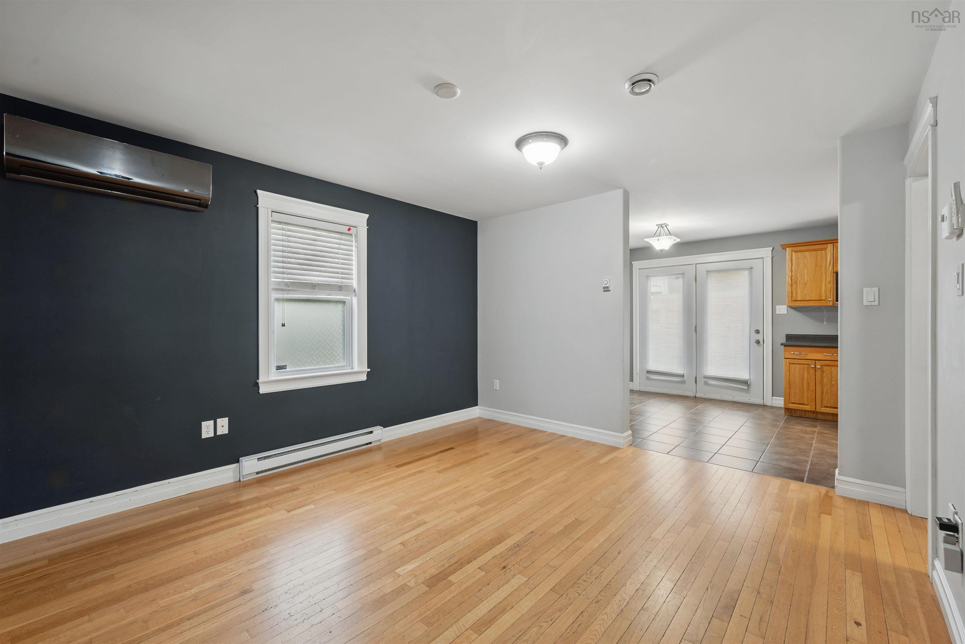 $559,000.00: 31 Sunnydale Crescent, Bedford
