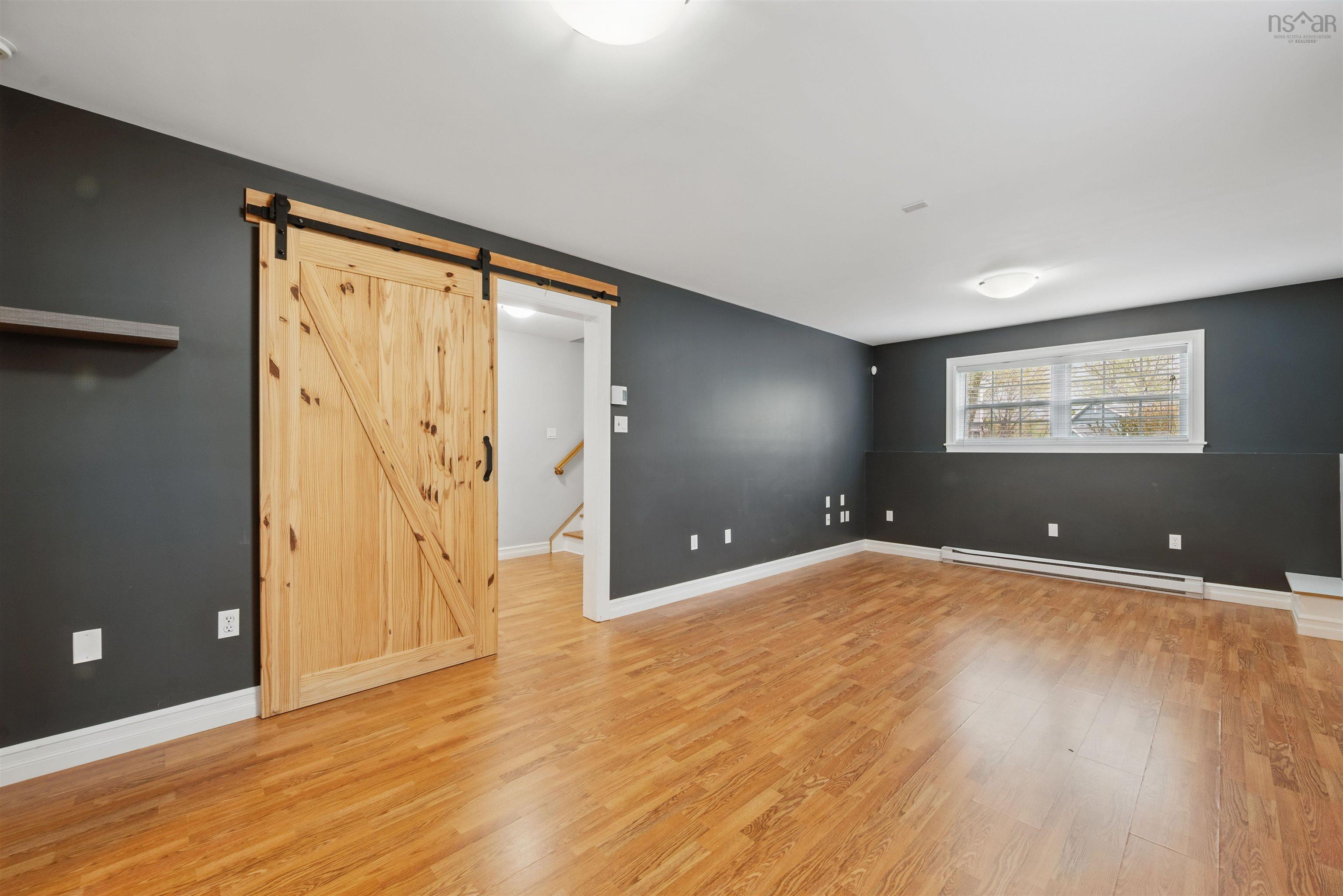 $559,000.00: 31 Sunnydale Crescent, Bedford