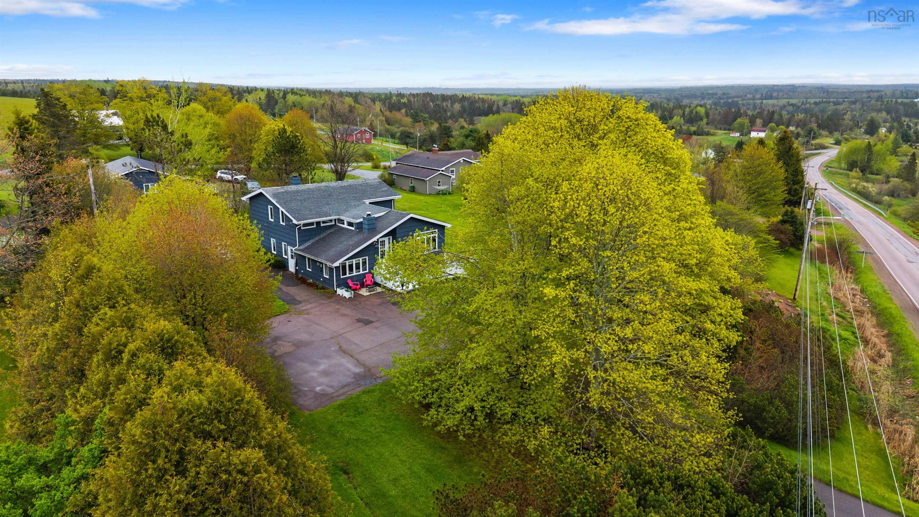 $434,900.00: 473 Highway 204, Amherst