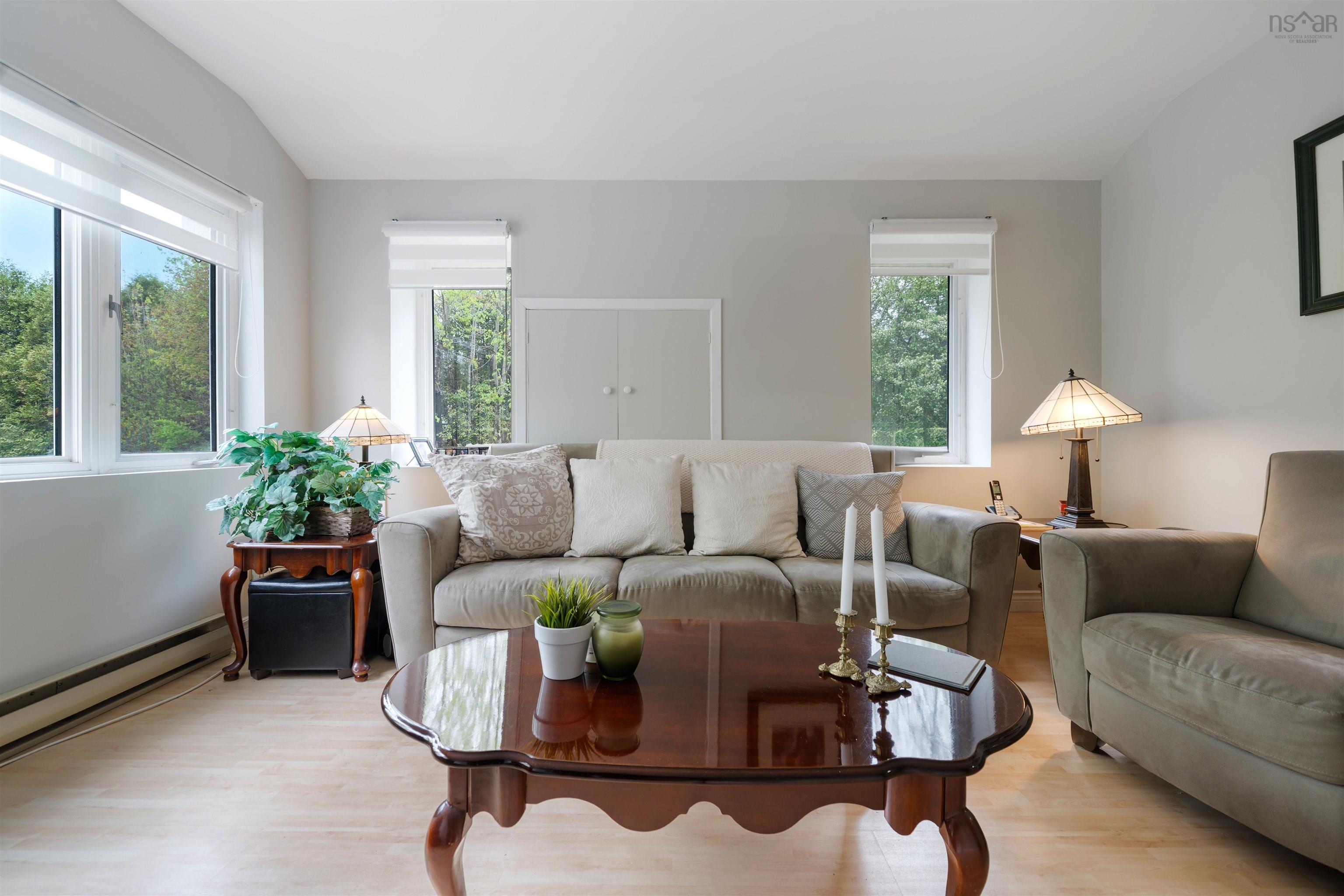 $434,900.00: 473 Highway 204, Amherst