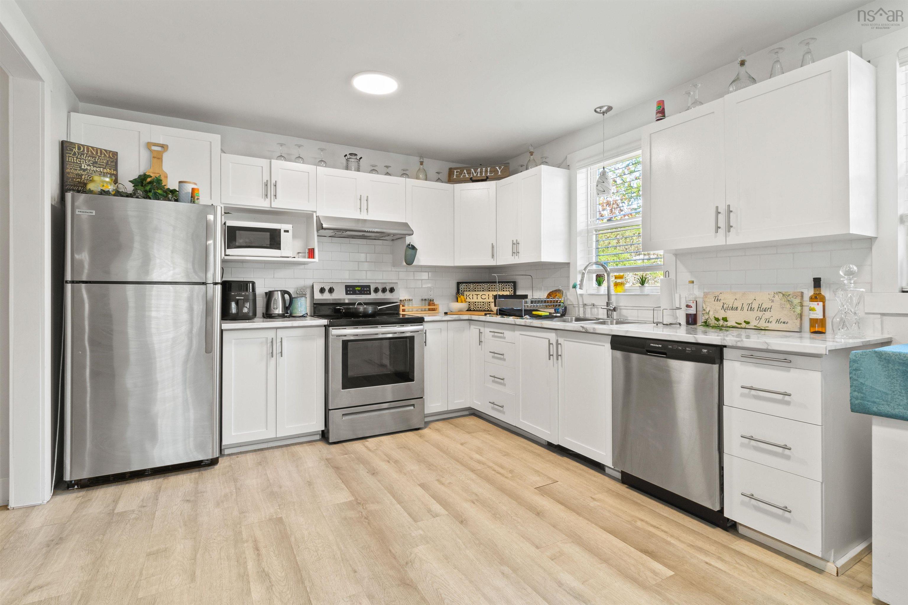 $585,000.00: 113 Rosedale Avenue, Halifax