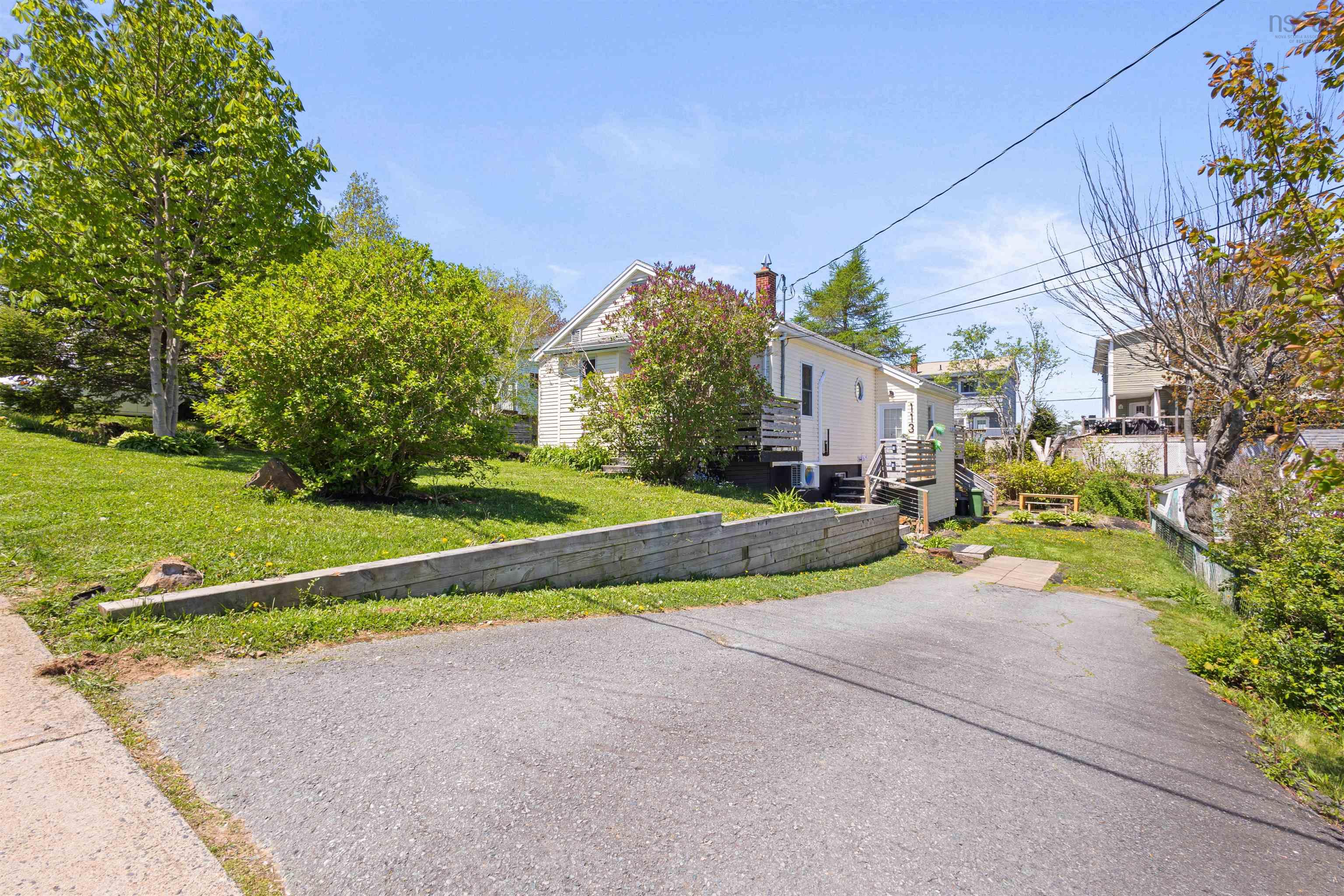 $585,000.00: 113 Rosedale Avenue, Halifax