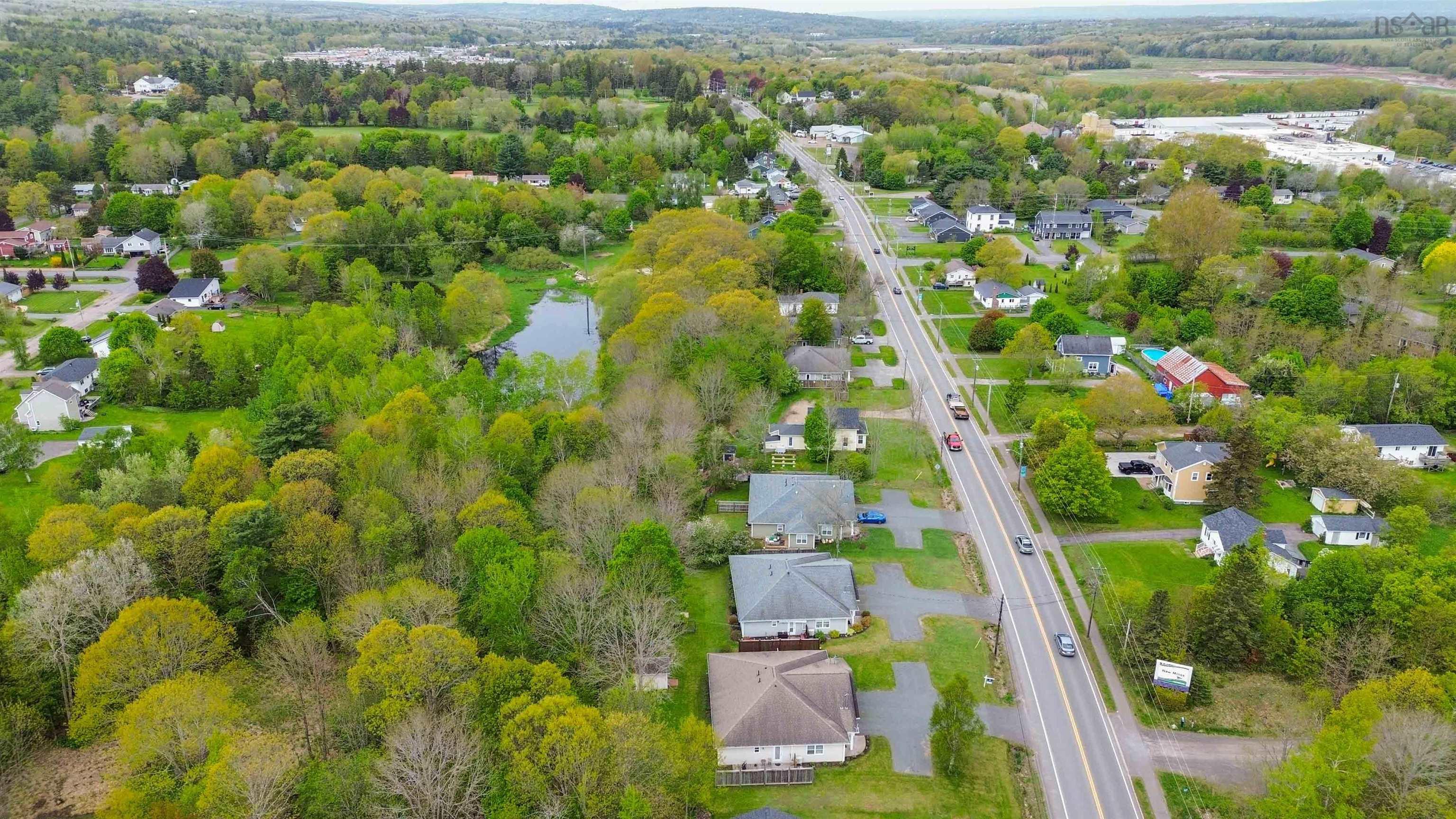 $348,888.00: 9654 Commercial Street, New Minas