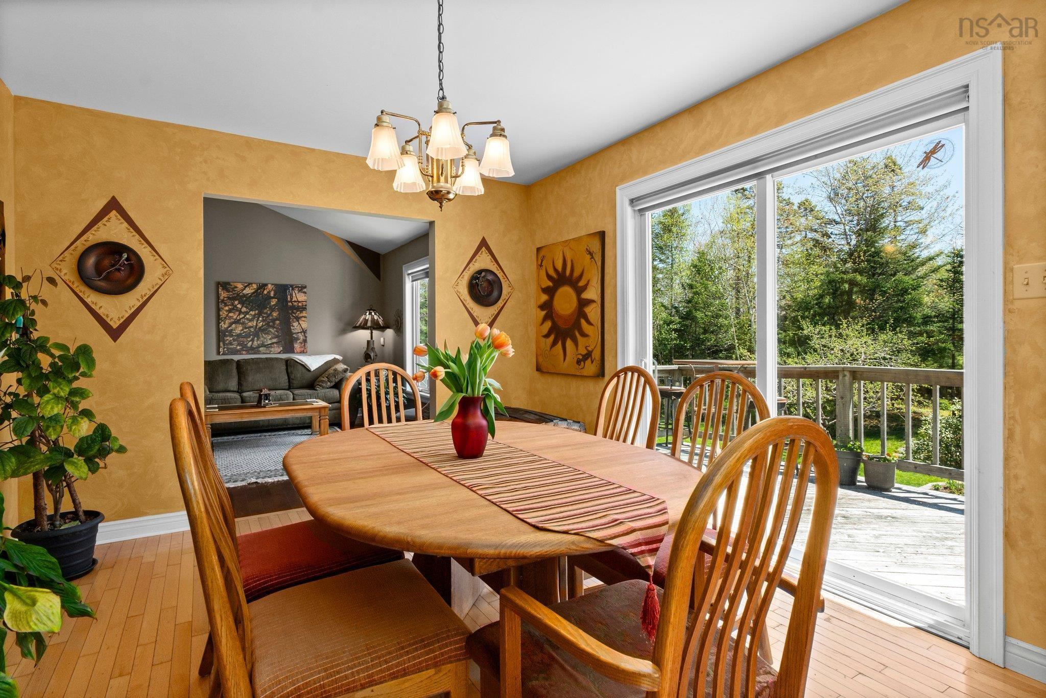 $799,000.00: 50 Woodland Crescent, Hubley
