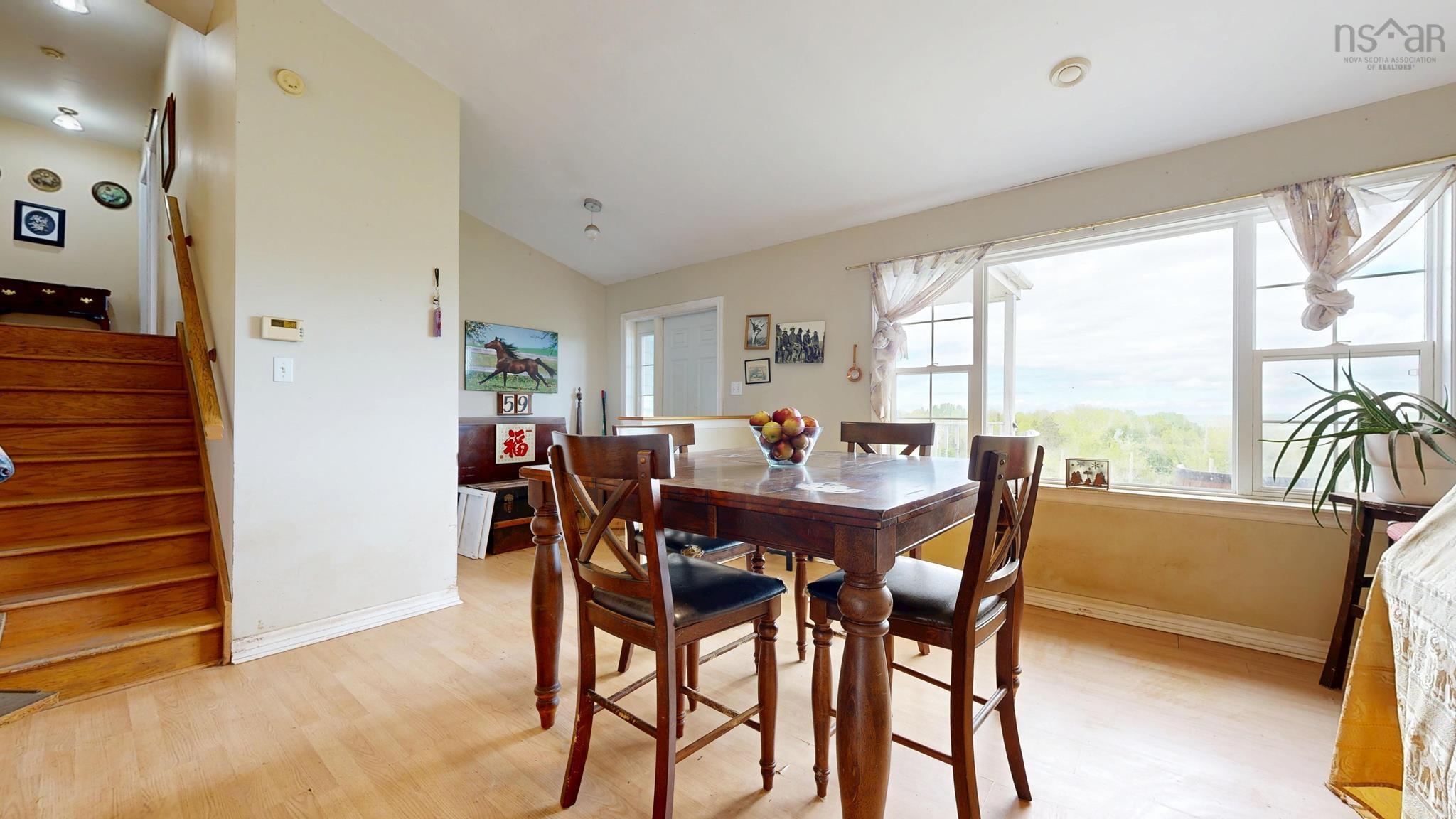 $1,080,000.00: 89 Basinview Road, Lockhartville