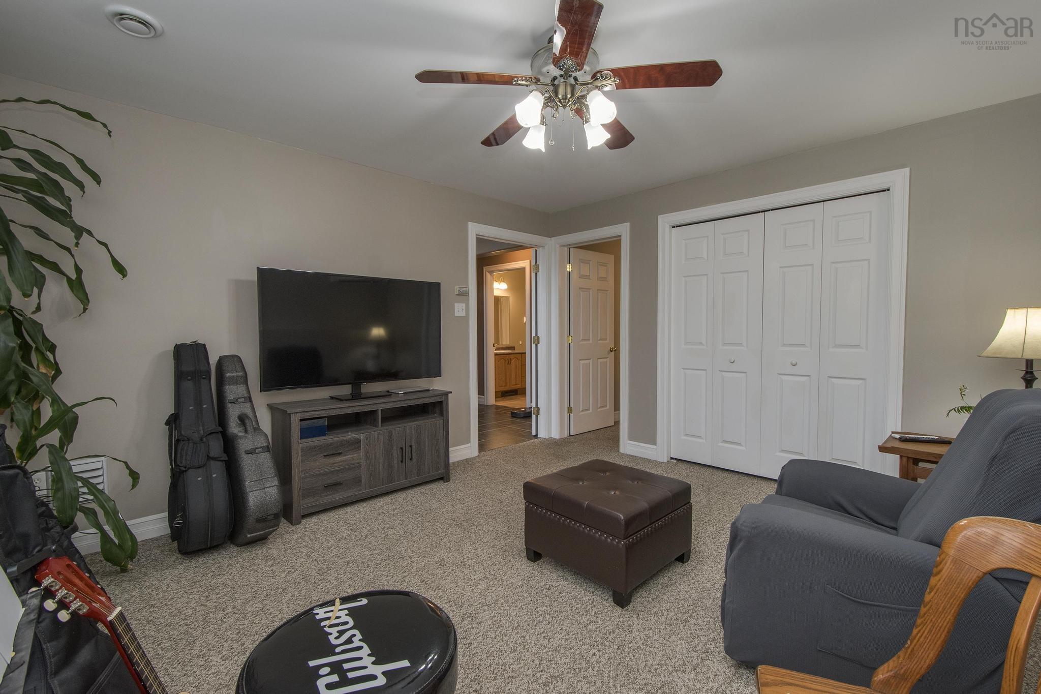$674,900.00: 20 Pompano Court, Dartmouth
