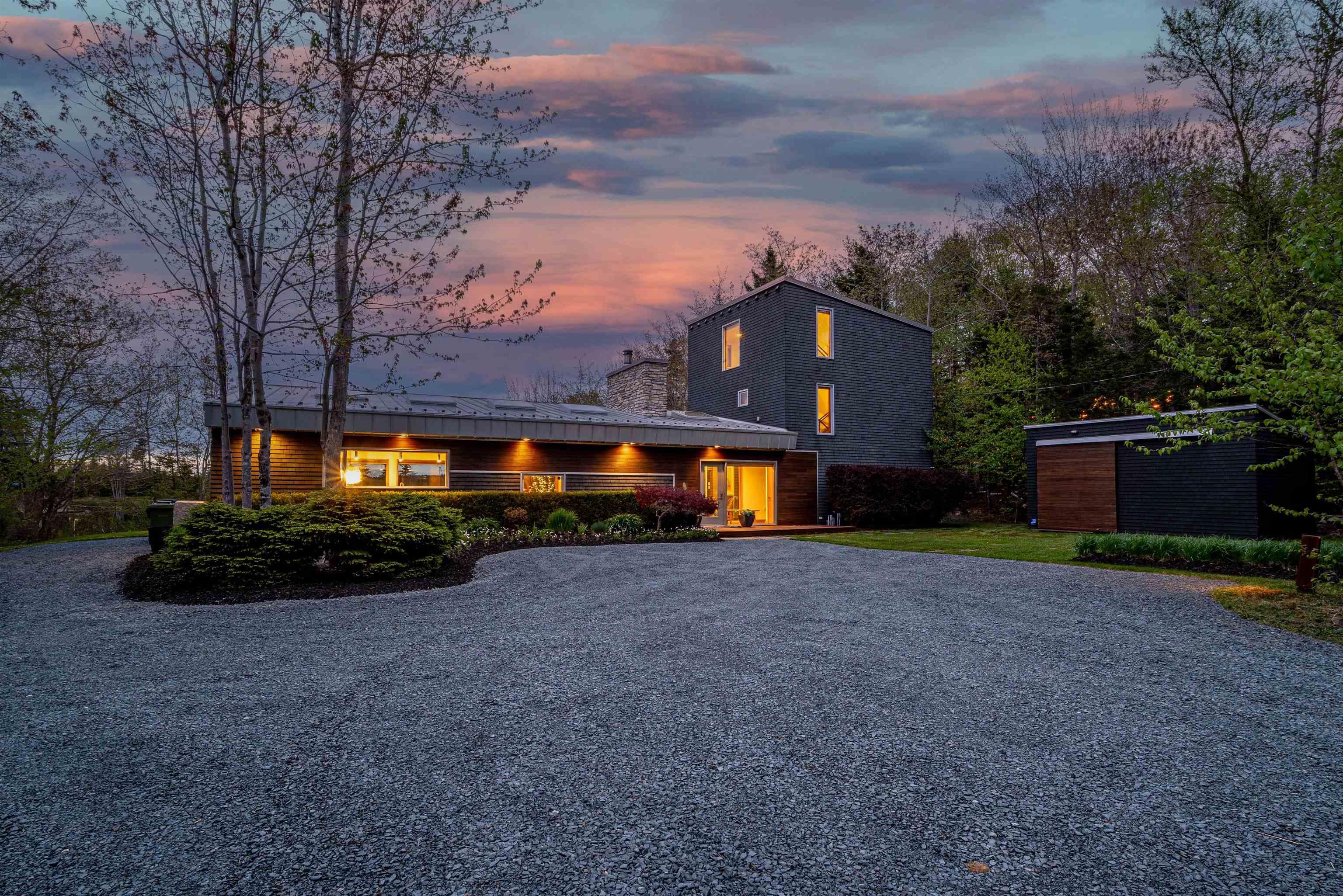 $1,145,000.00: 476 Mineville Road, Mineville