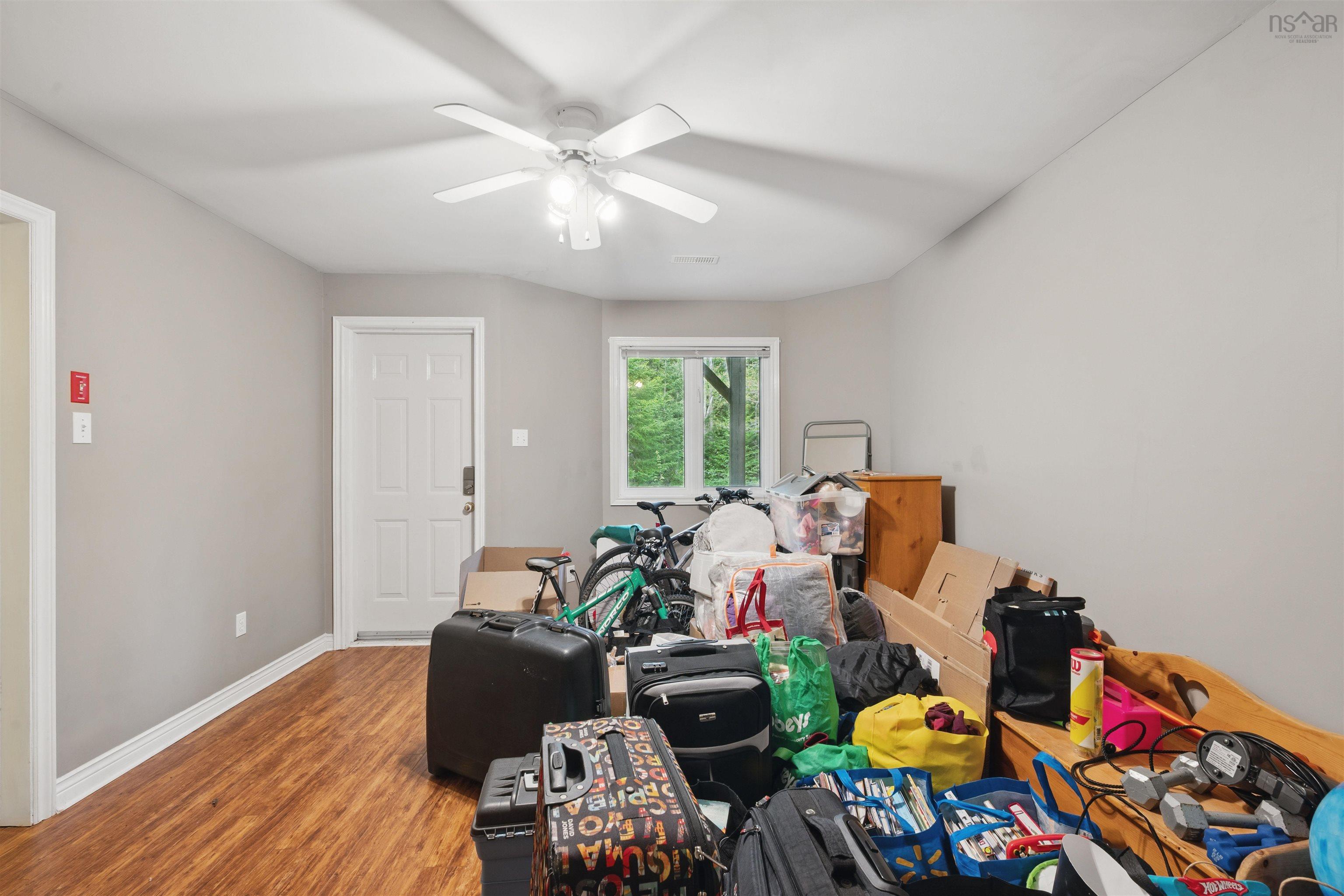 $549,900.00: 25 Brookshire Court, Bedford