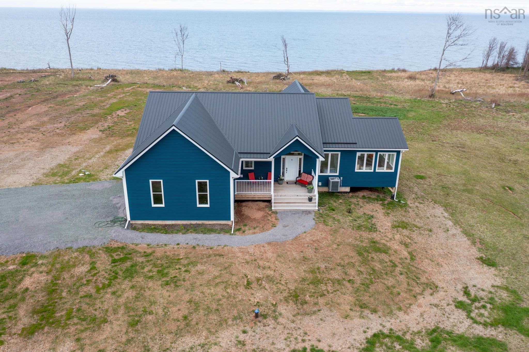 $895,900.00: 763 Shore Road, Waterside