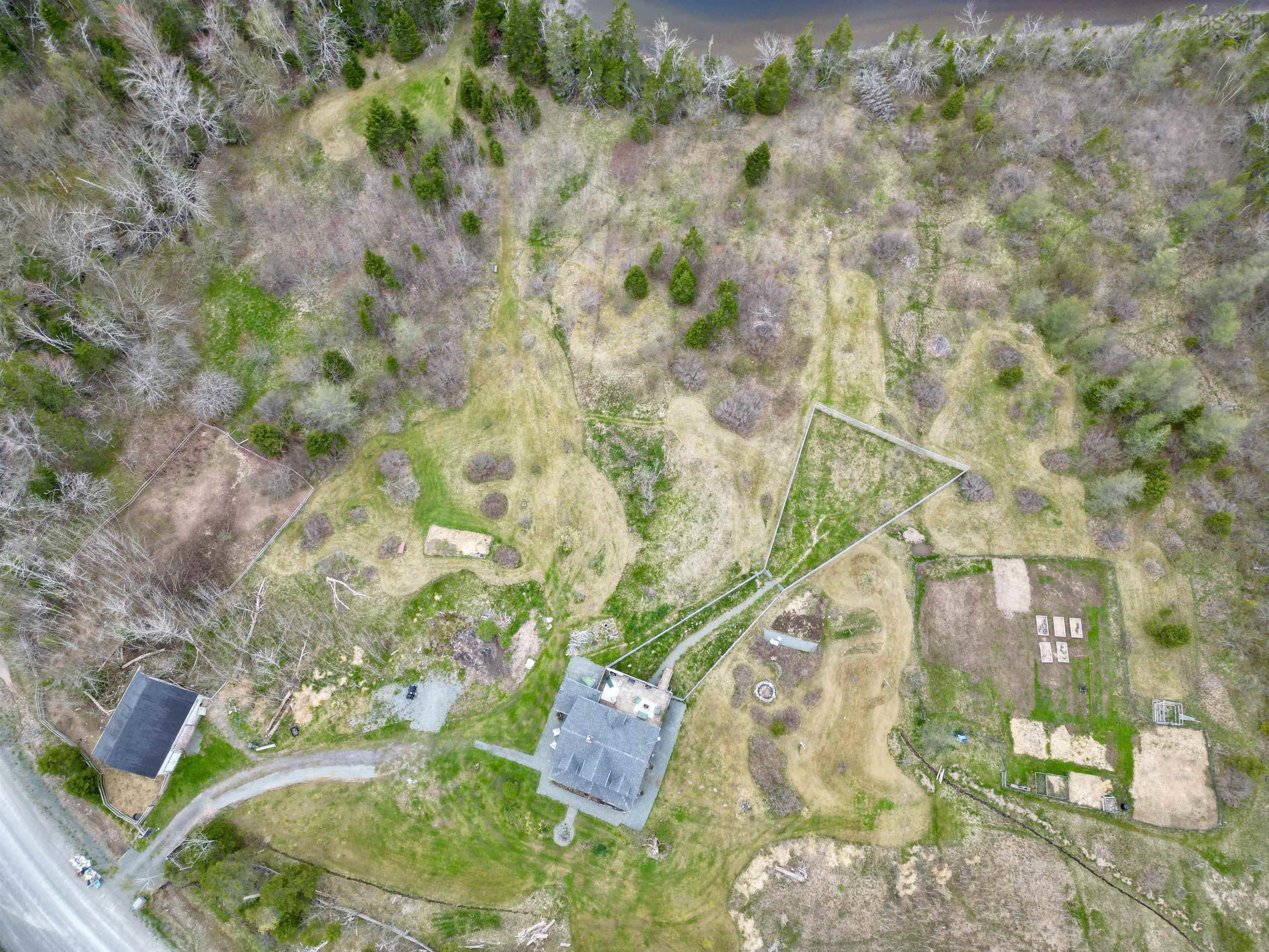 $399,000.00: 3463 Loch Lomond Rd., Loch Lomond