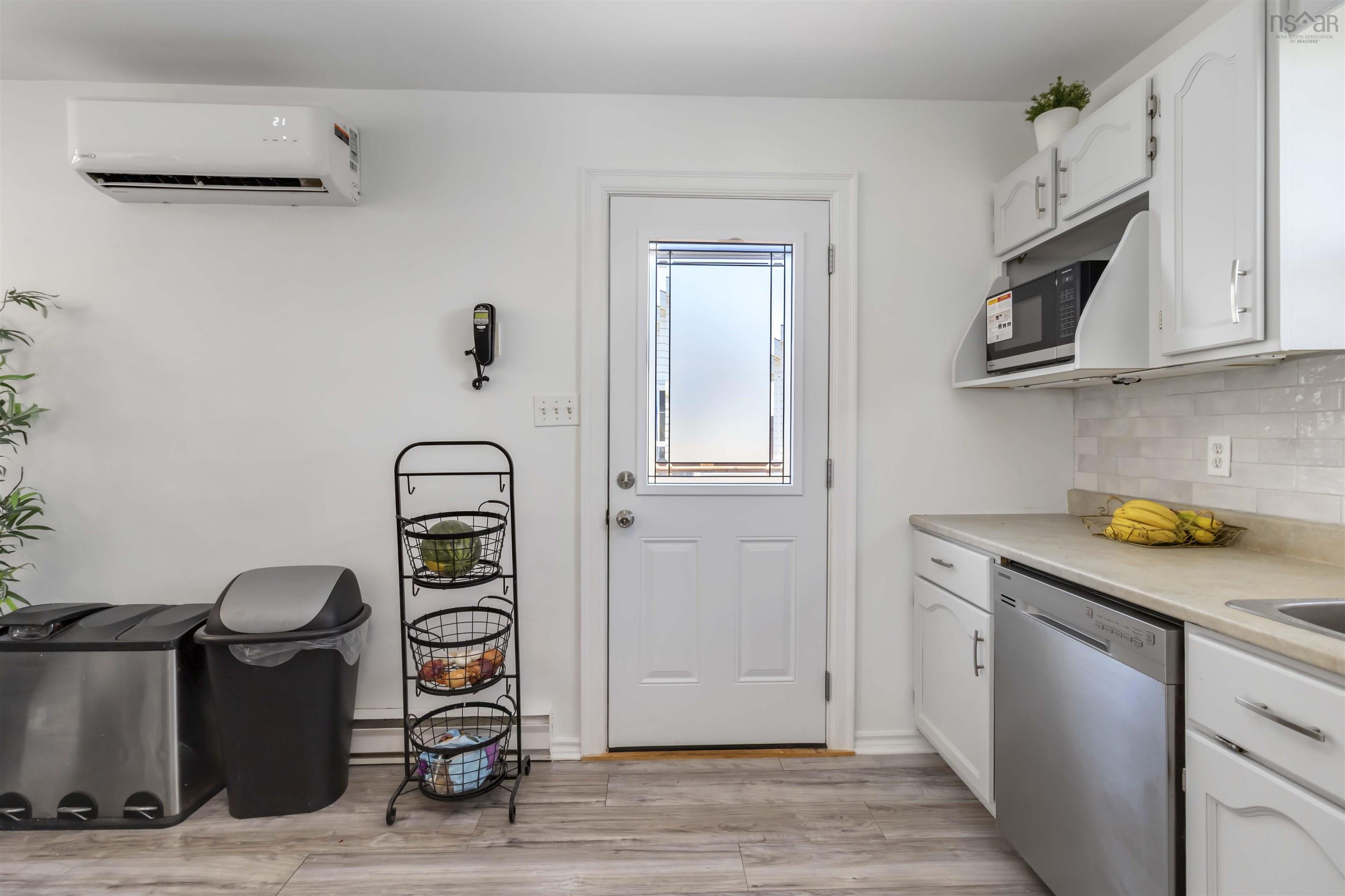 $399,900.00: 32 Thorncrest Court, Eastern Passage