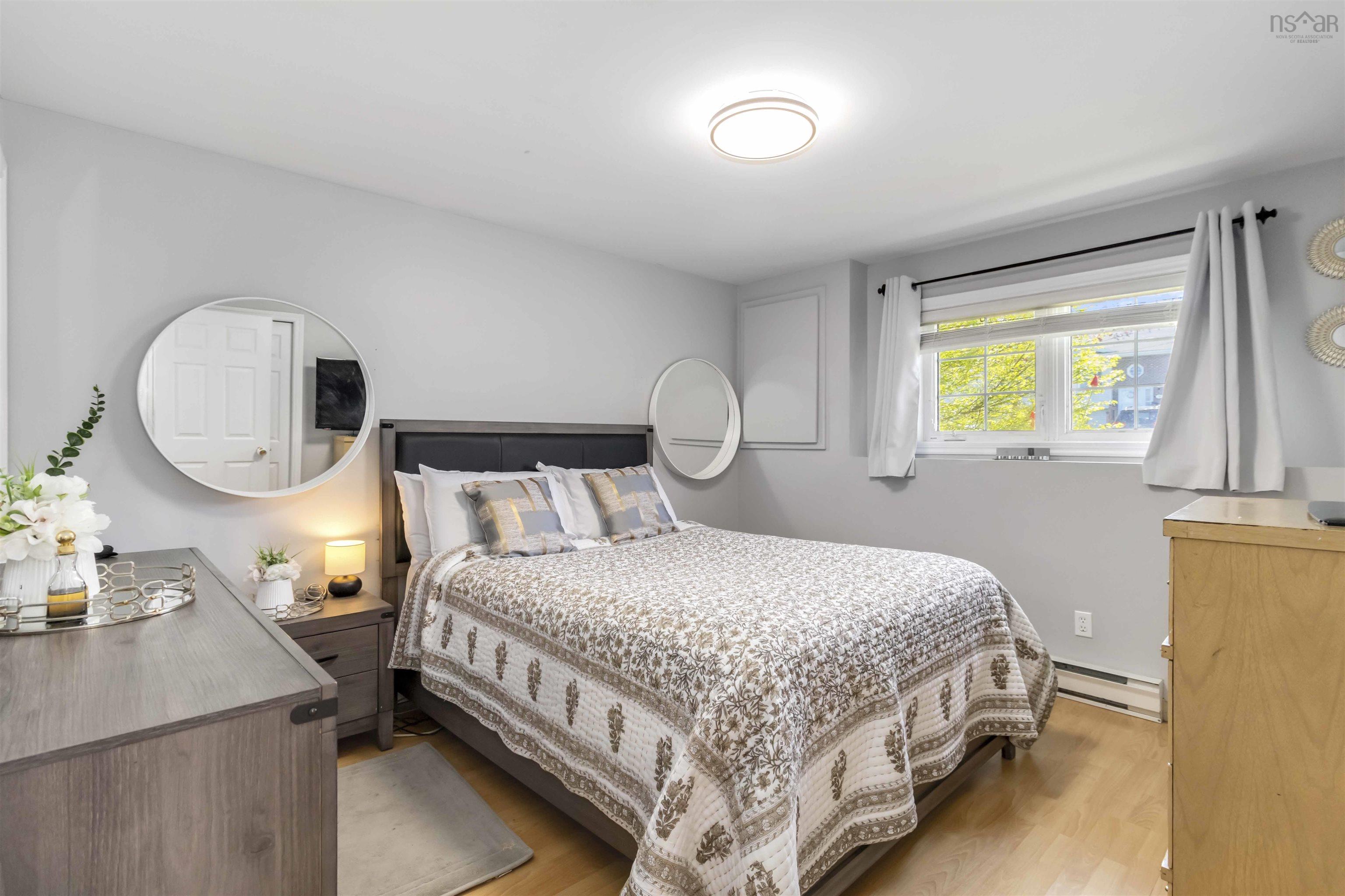 $399,900.00: 32 Thorncrest Court, Eastern Passage