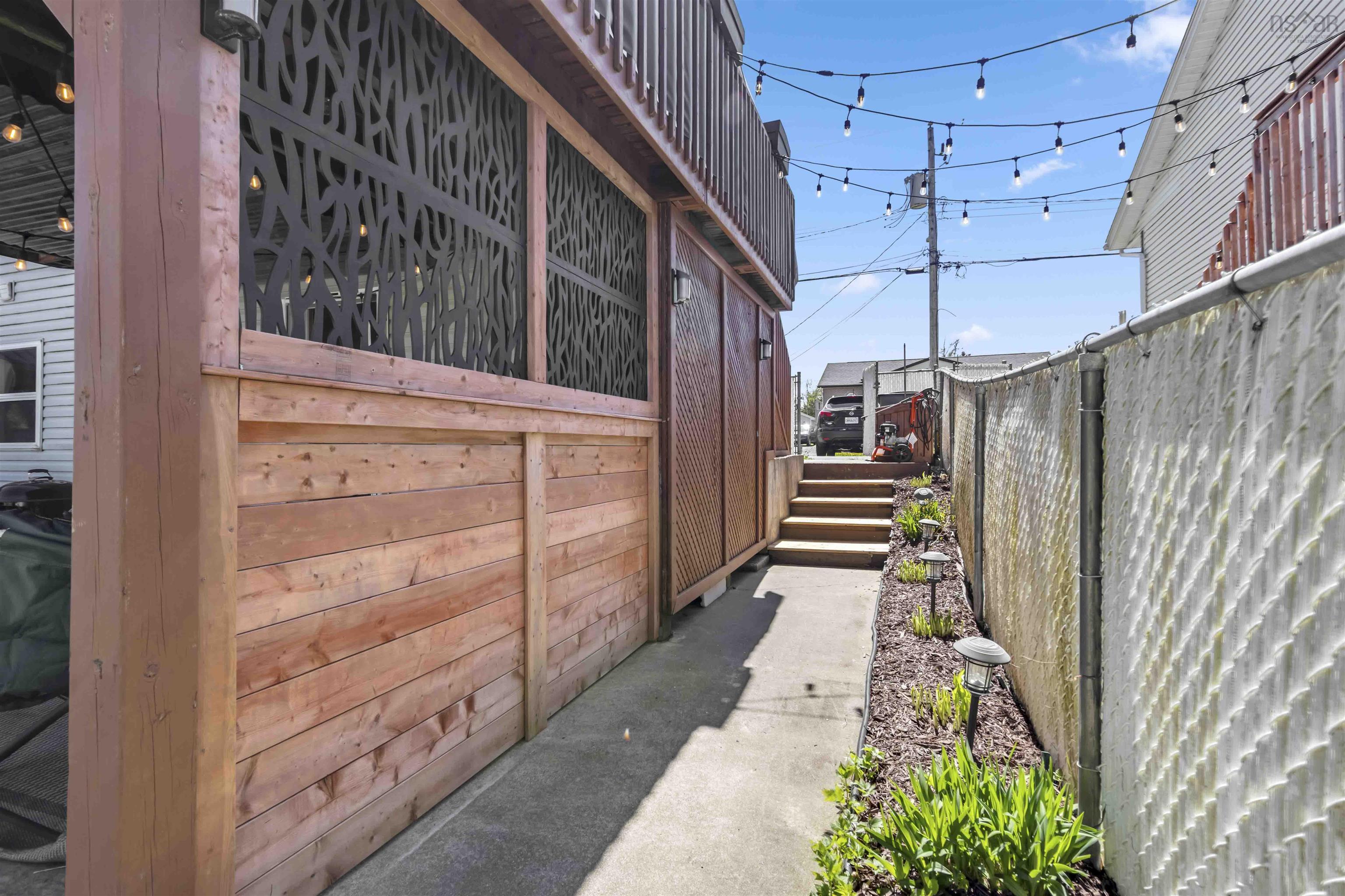 $399,900.00: 32 Thorncrest Court, Eastern Passage