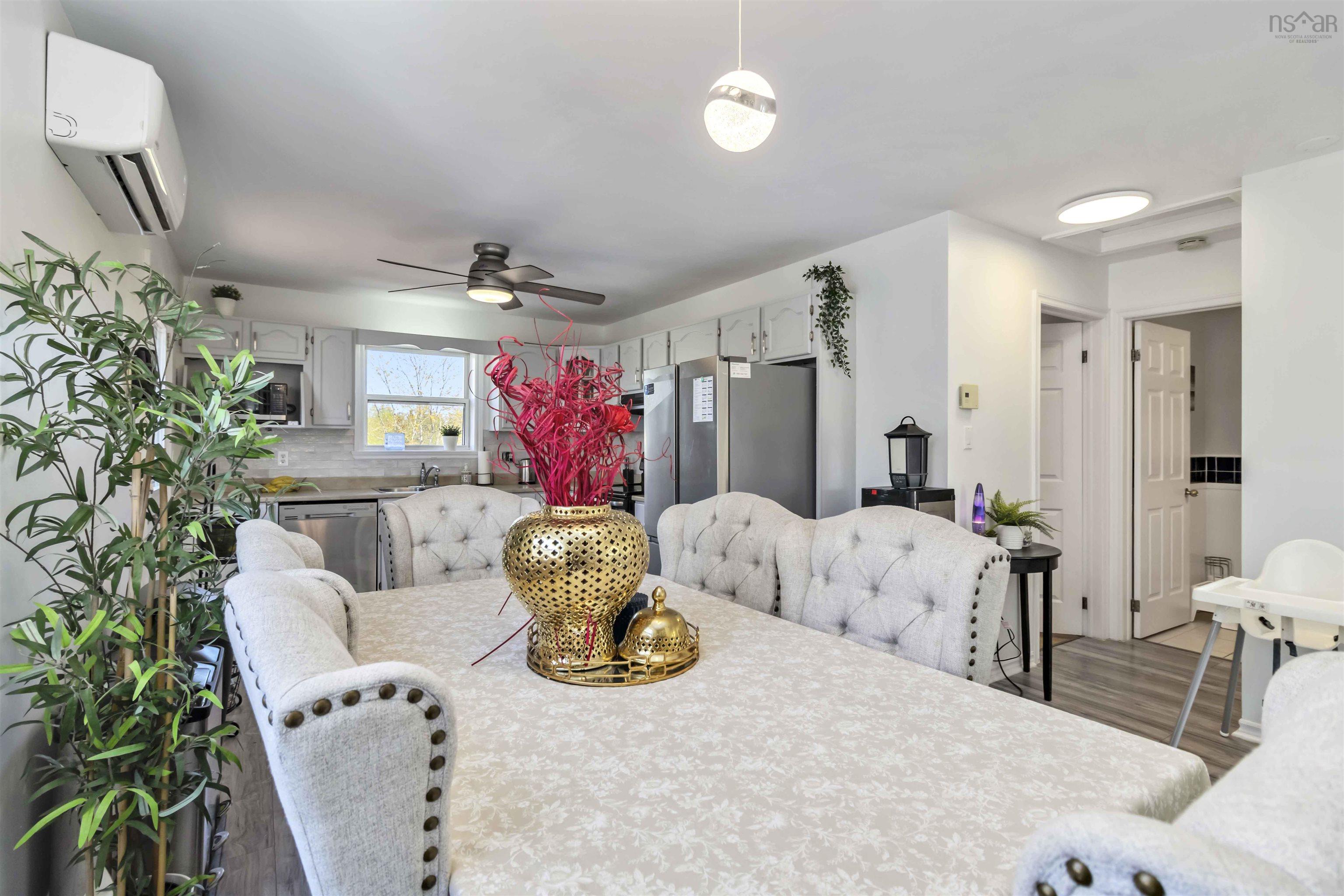 $399,900.00: 32 Thorncrest Court, Eastern Passage