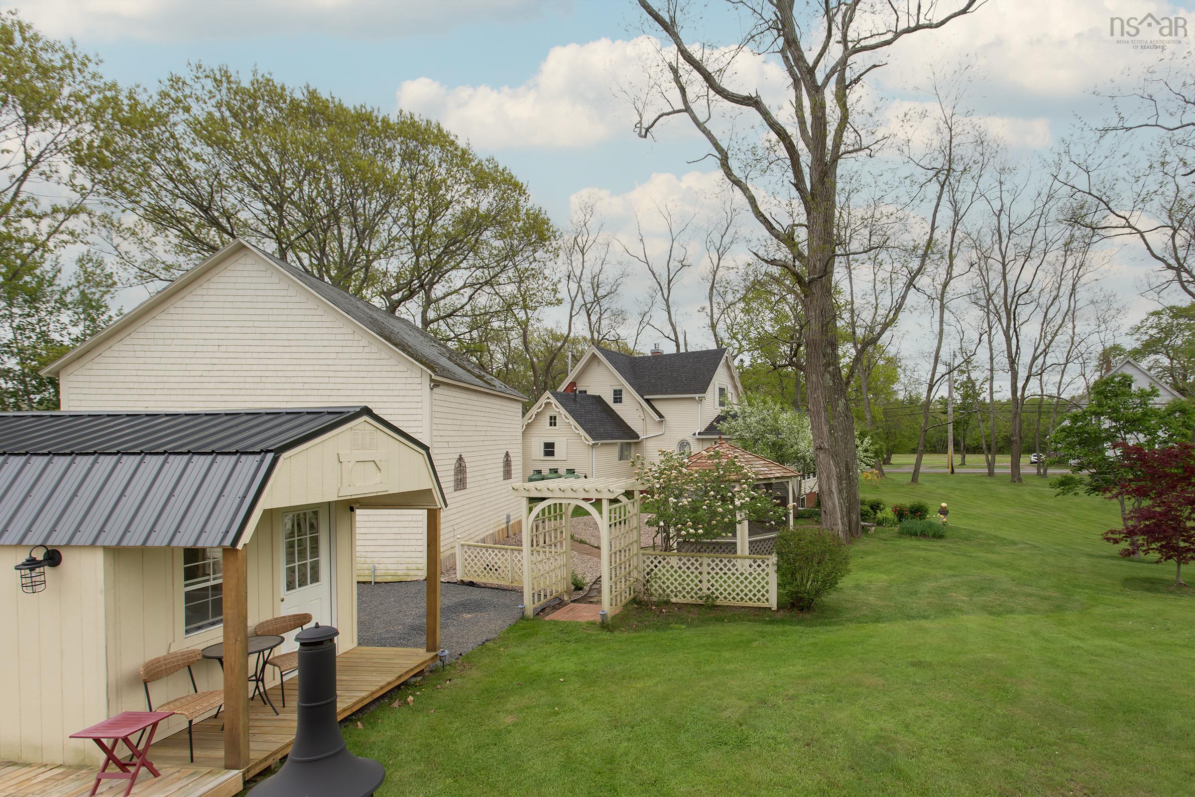 $859,000.00: 2151 Highway 1, Auburn