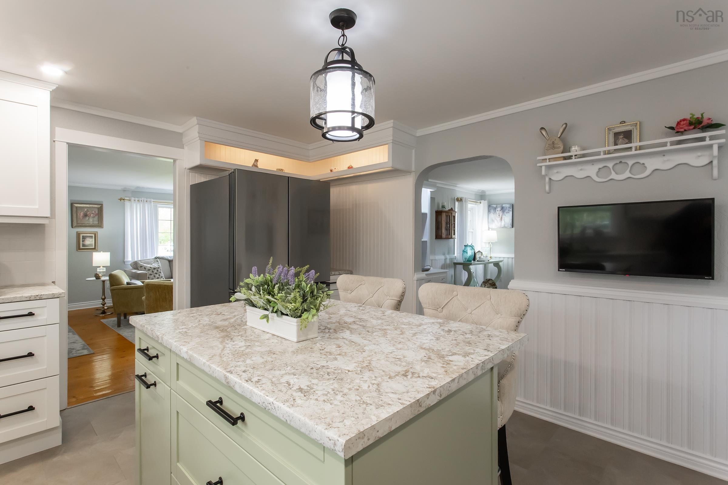 $859,000.00: 2151 Highway 1, Auburn