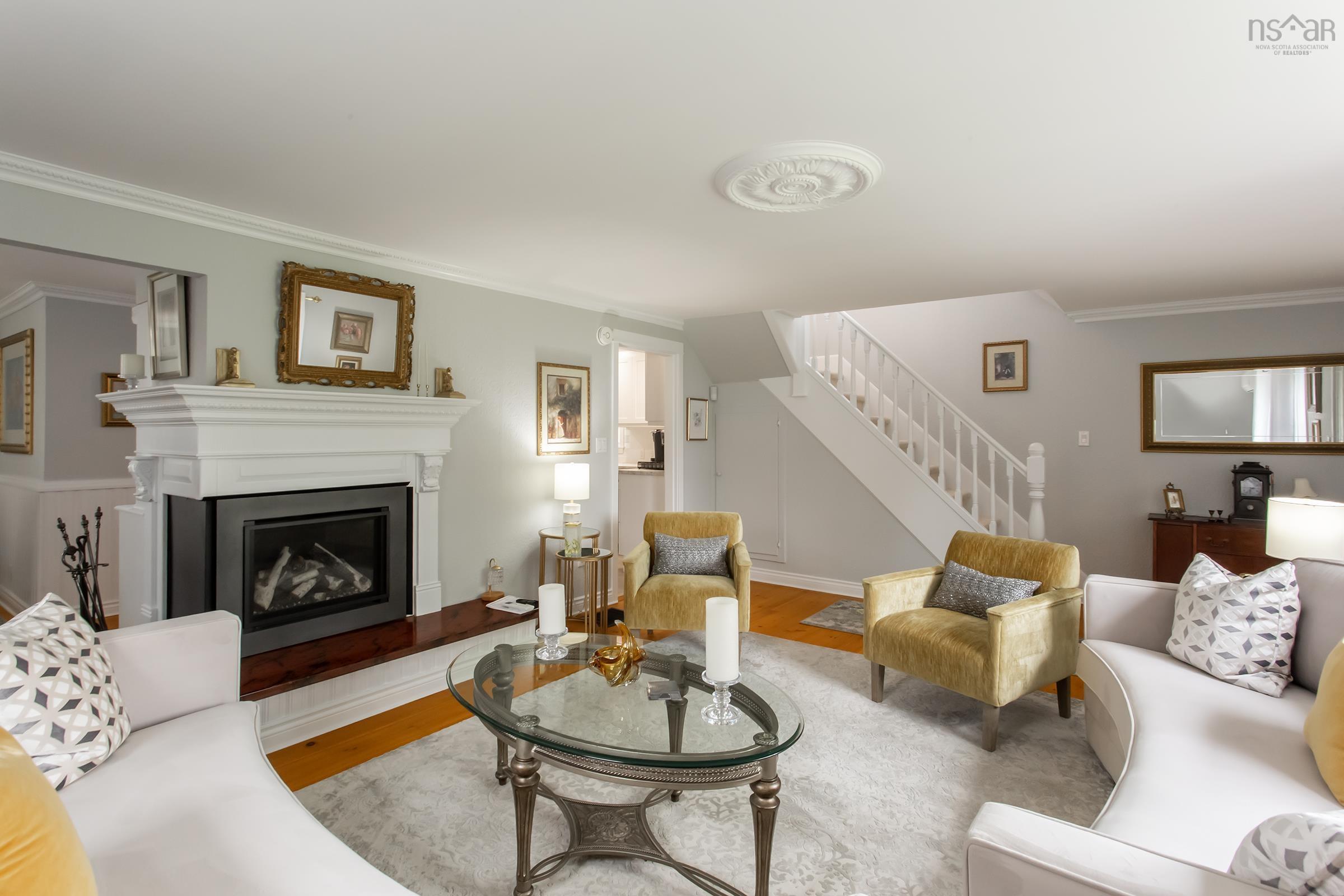 $859,000.00: 2151 Highway 1, Auburn