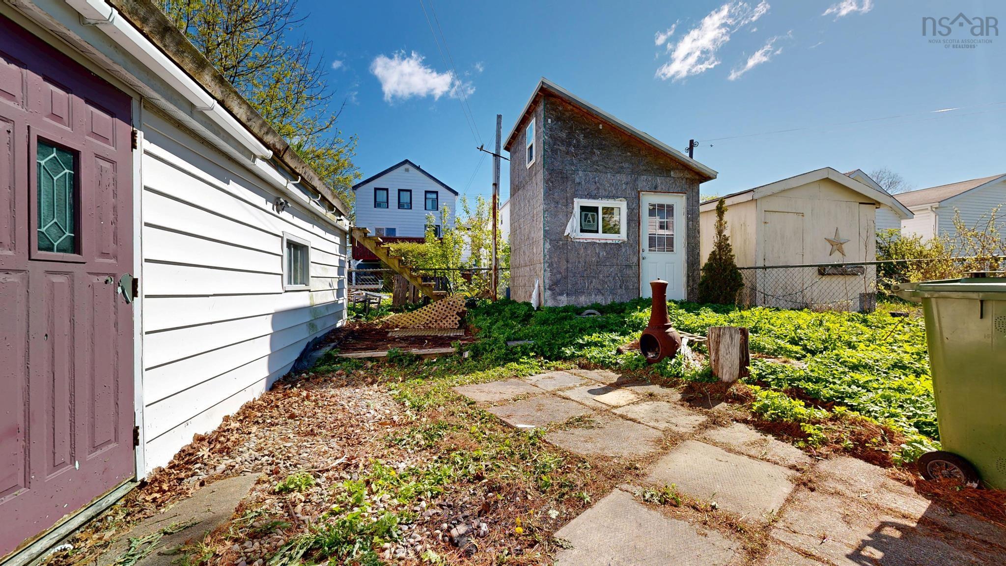 $699,900.00: 3681 High Street, Halifax Peninsula
