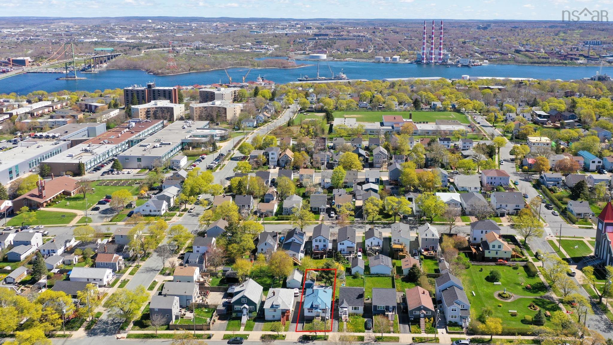 $699,900.00: 3681 High Street, Halifax Peninsula